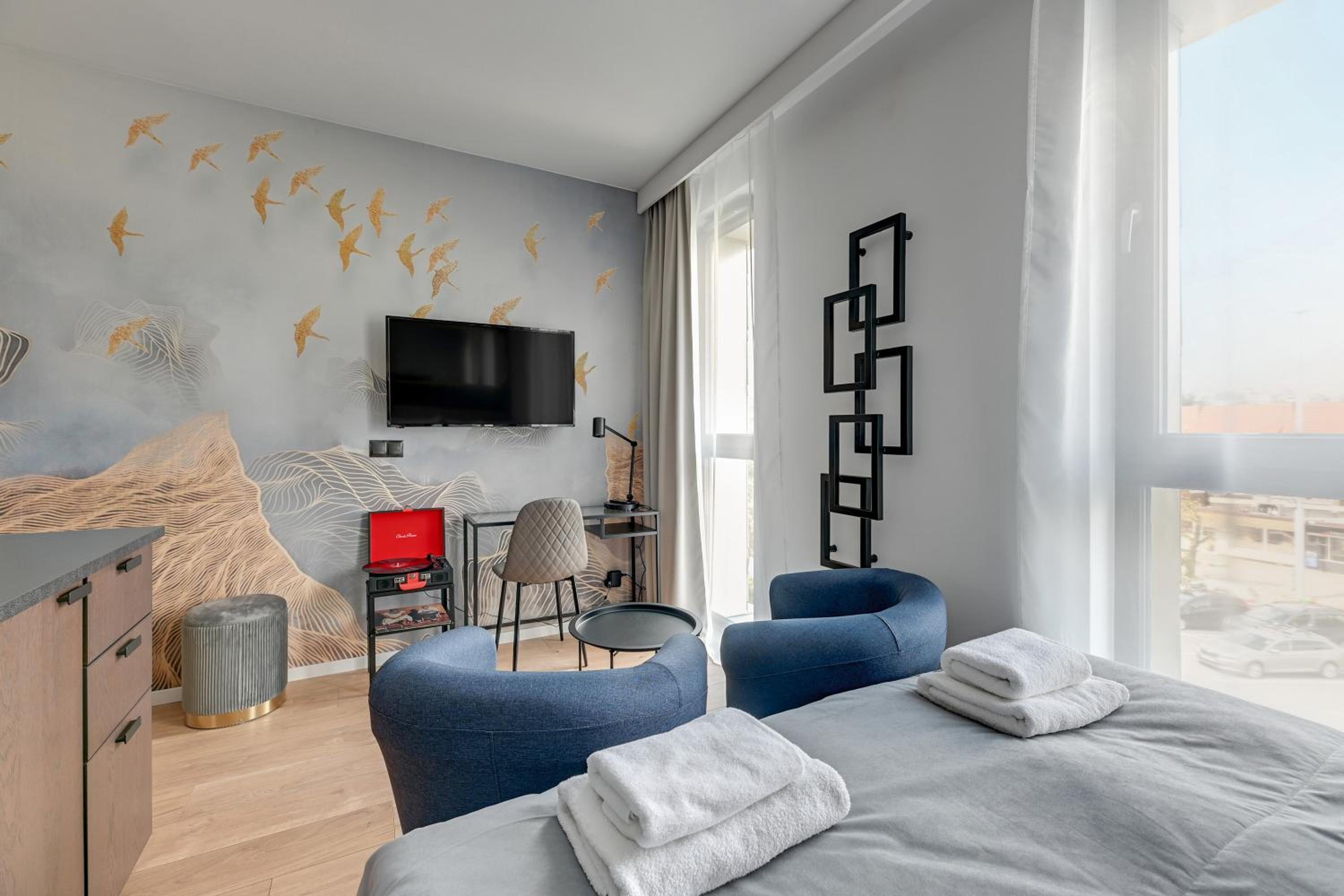 City Center Garden Gates Boutique by Downtown Apartments