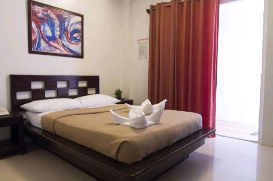 Taj Guesthouse Boracay, Boracay - 12