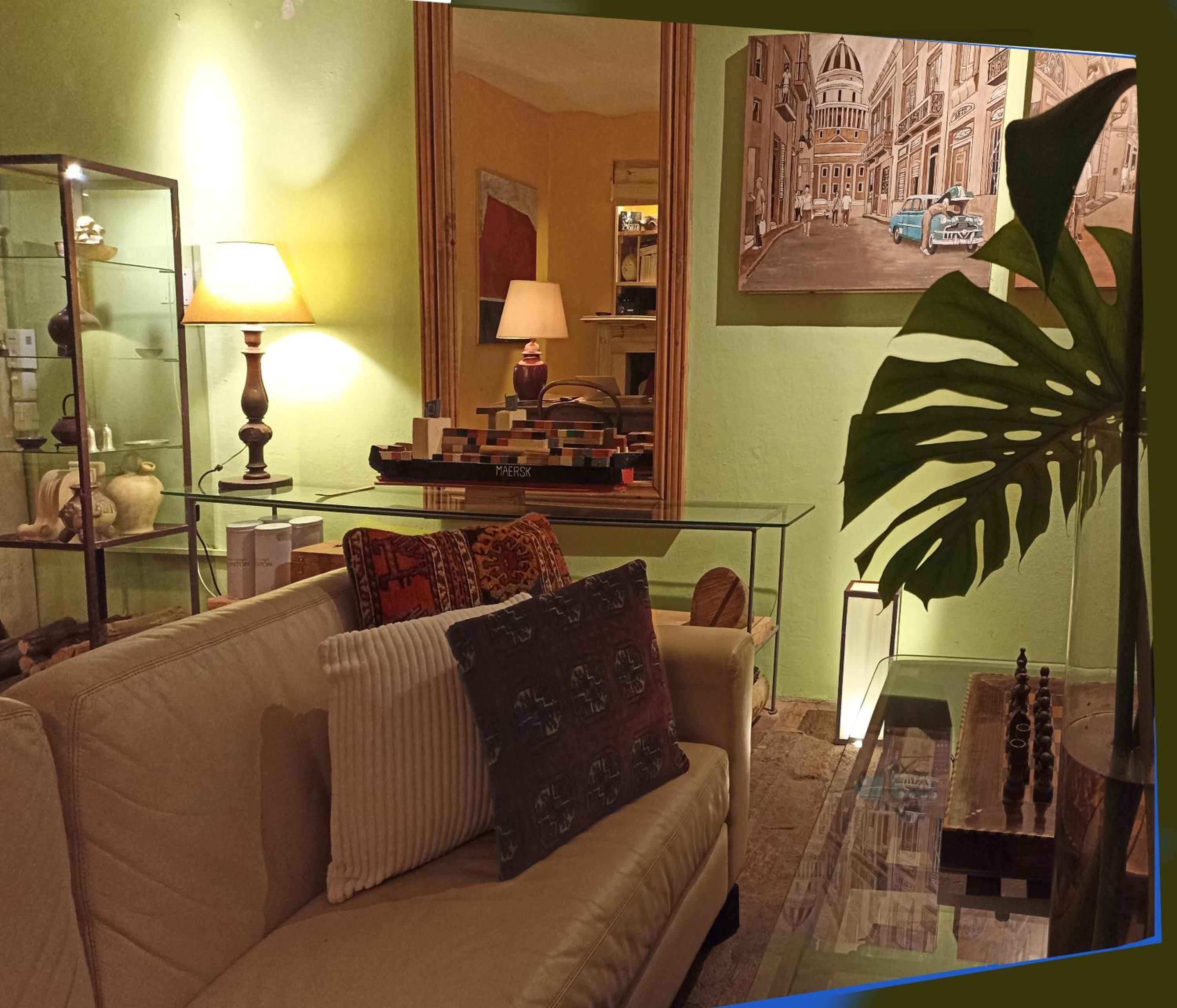 Colonia Suite Apartments