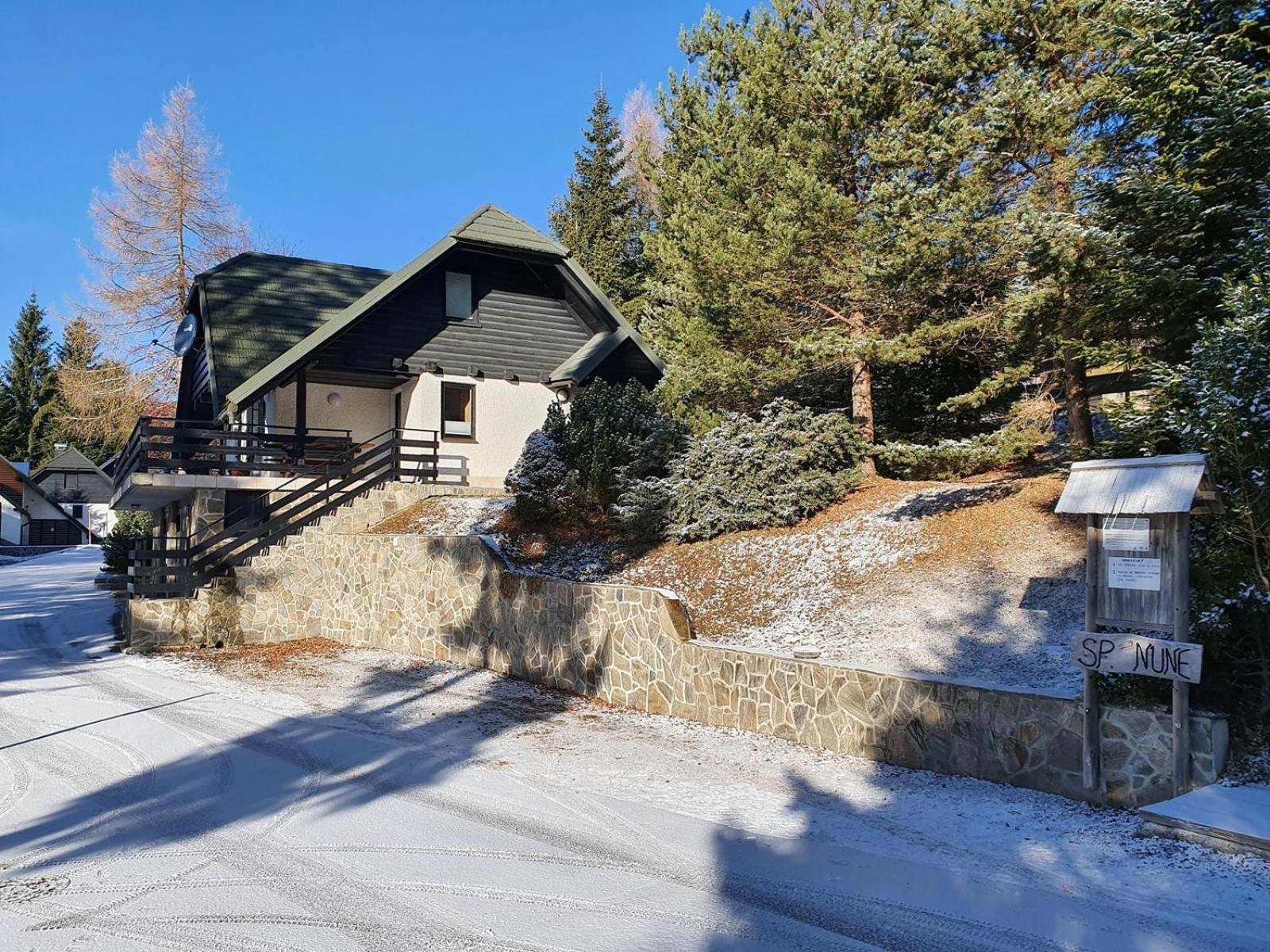 Chalet Anita Rogla view 2