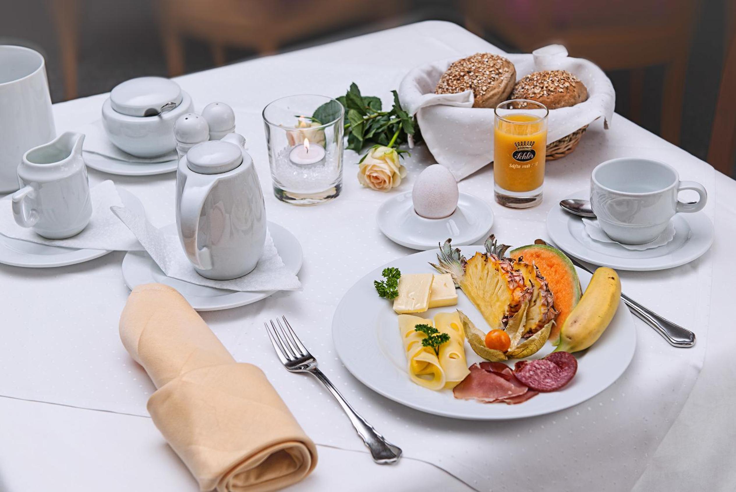Hotel Restaurant Zum Hirsch - Property Image 7