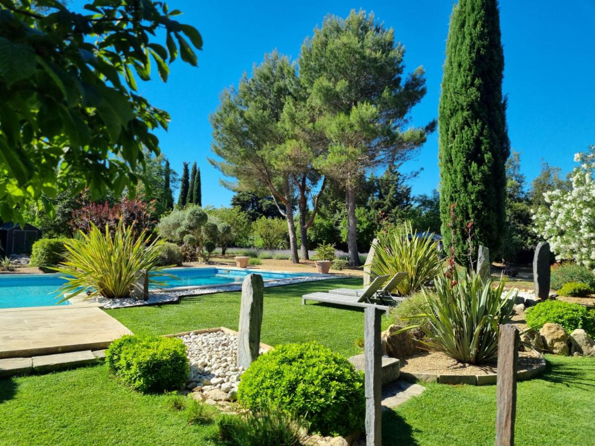 Le Clos des Cyprès Maison d'hôtes de charme & Diner Gourmet