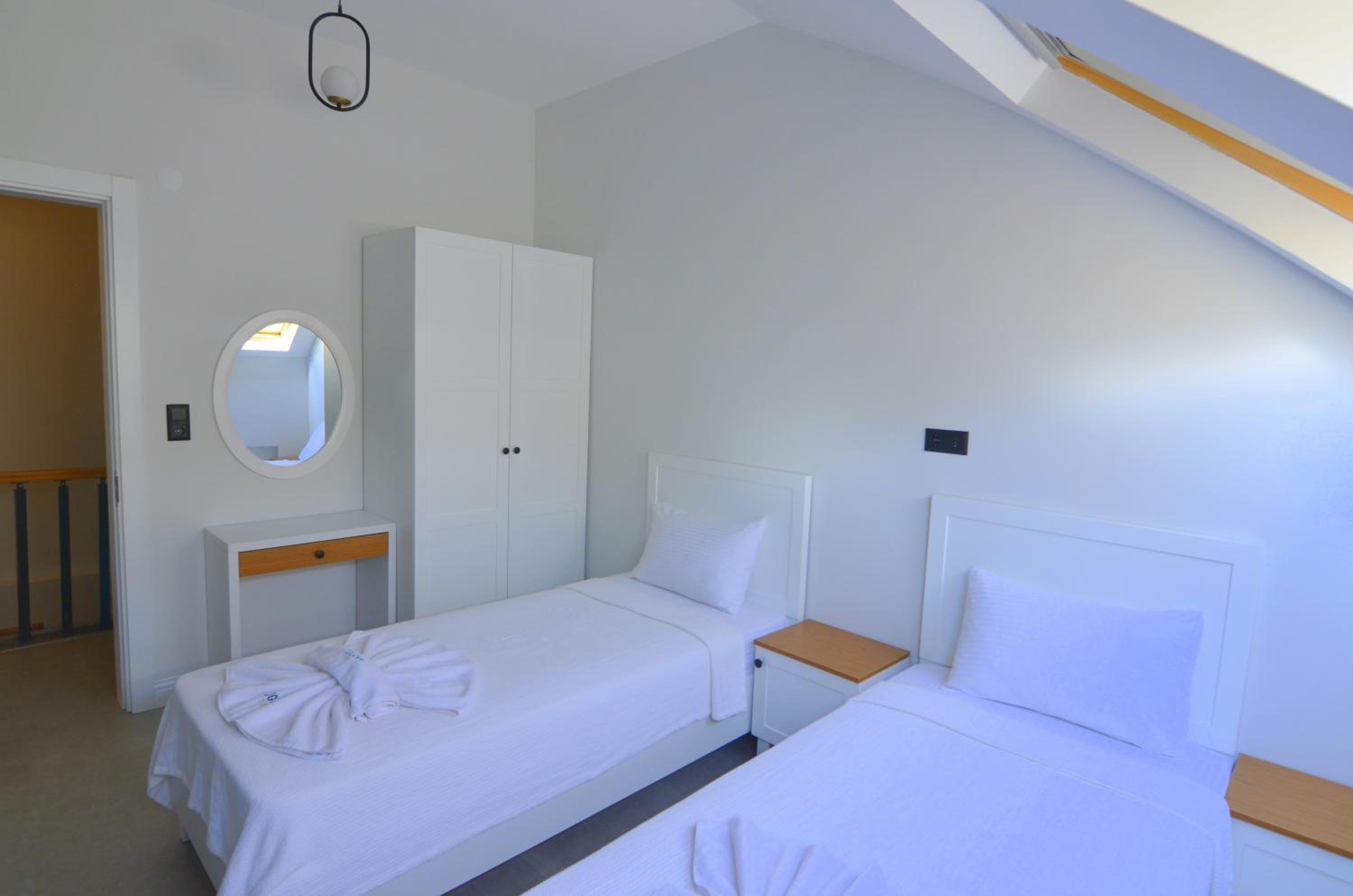 Juglans Suites - Image 11