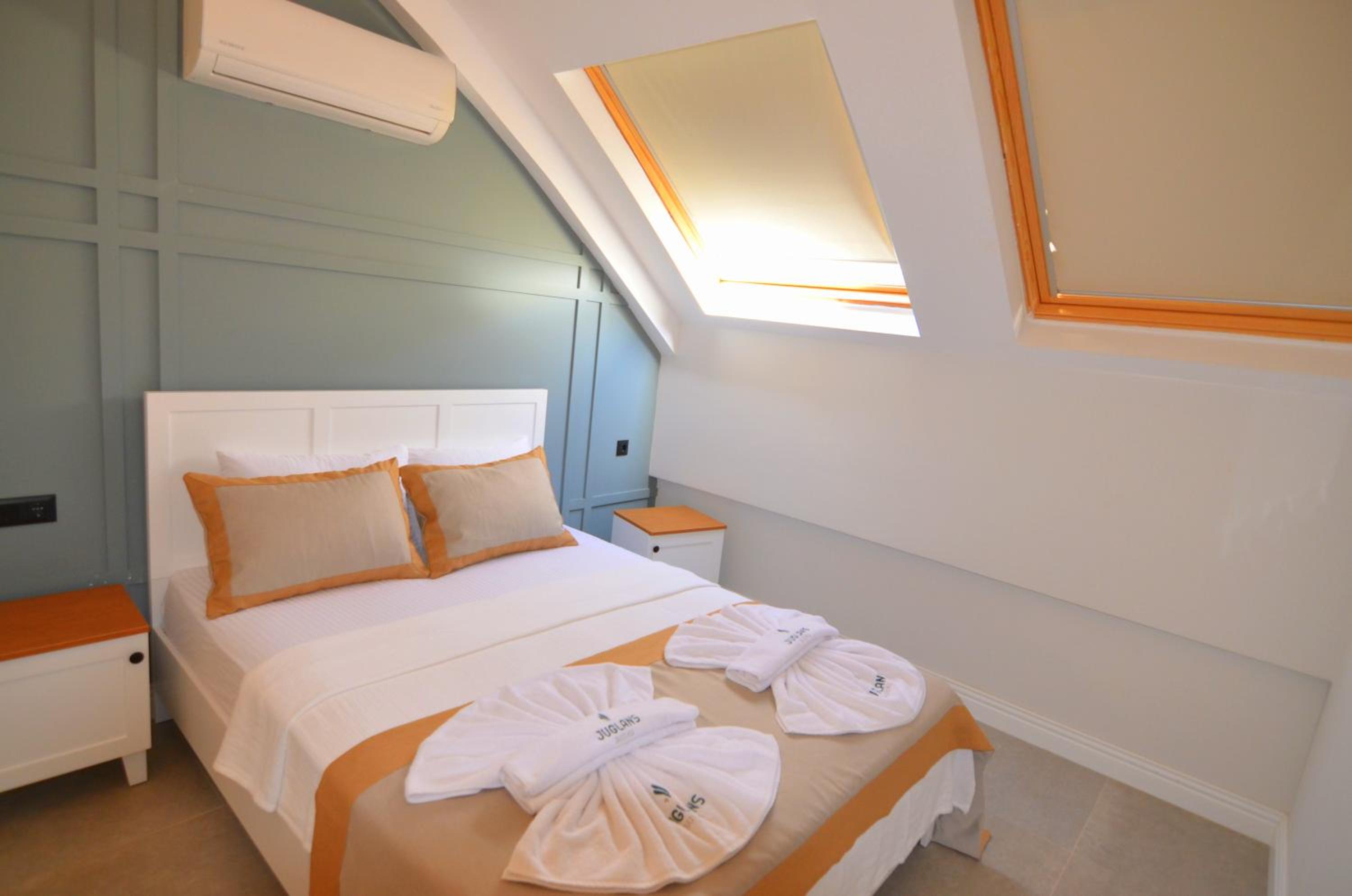 Juglans Suites - Image 13