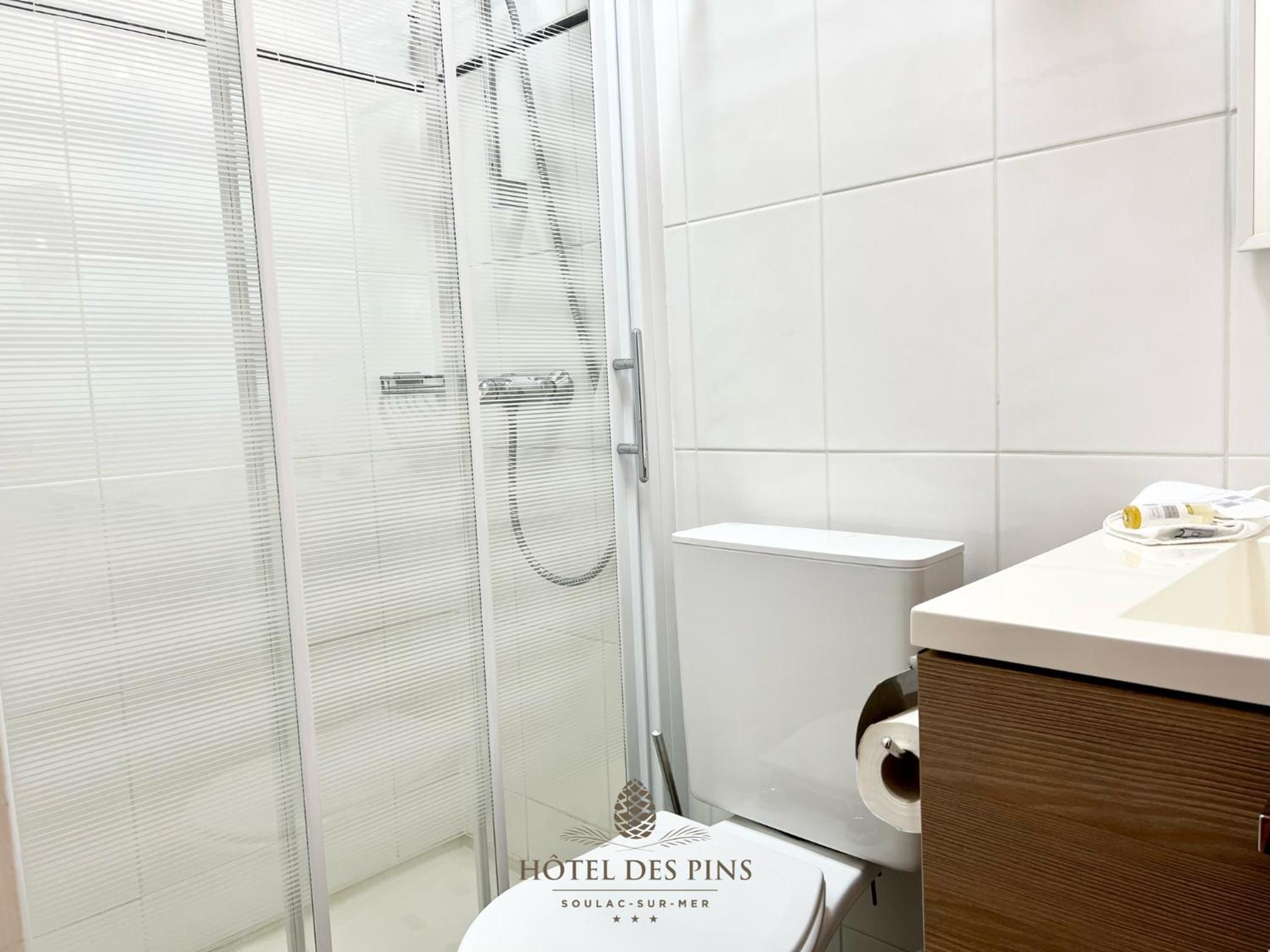 Hotel des Pins - Property Image 17
