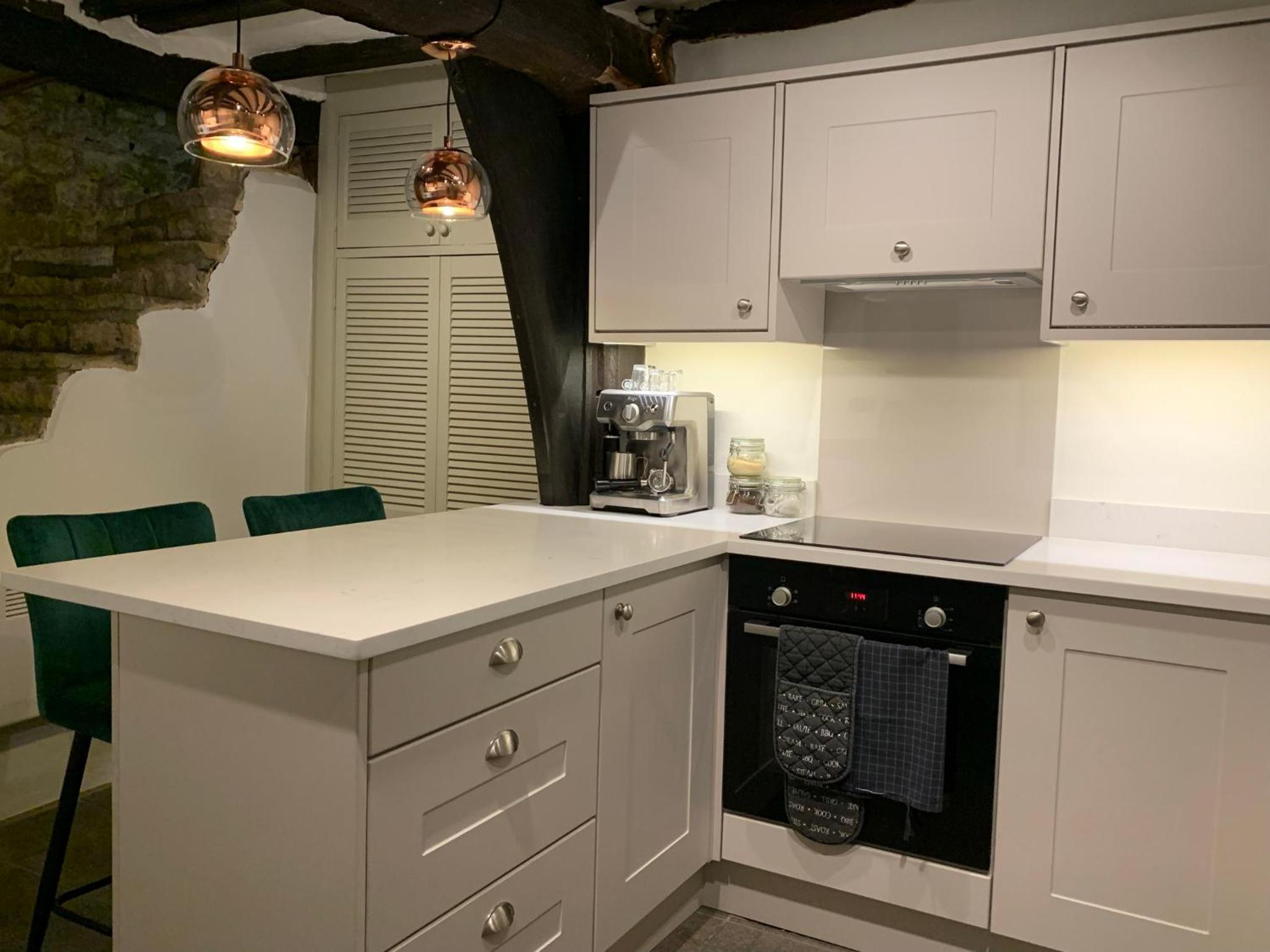 Historic Grade II Listed Homely Cottage view 3