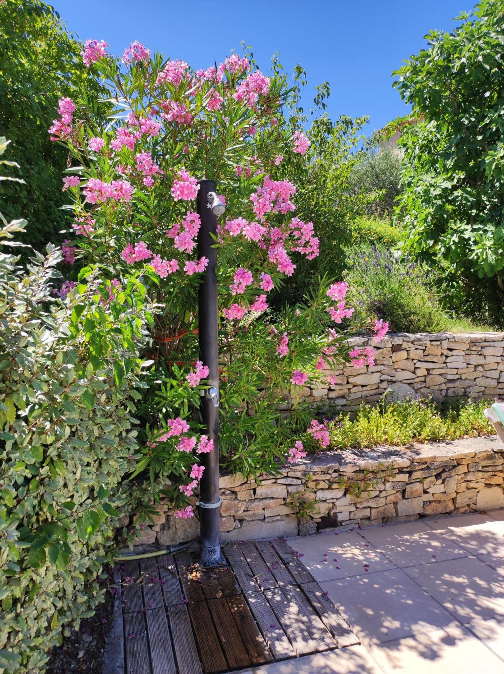 GITE AUX 4 SAISONS DU COLORADO PROVENÇAL - 3 ÉTOILES - Rustrel