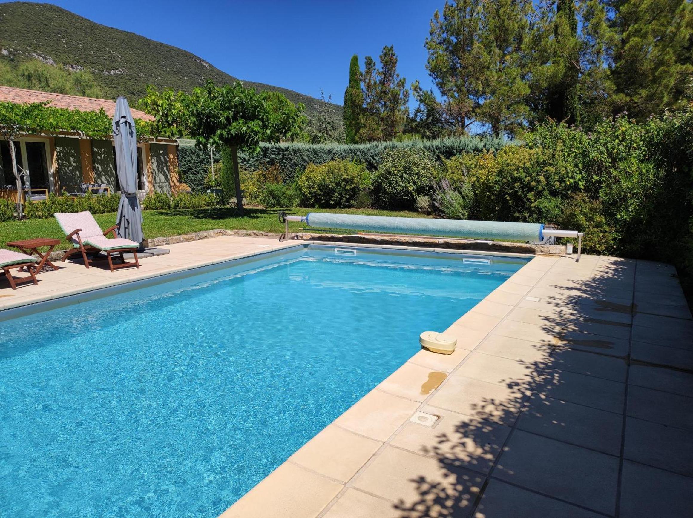 GITE AUX 4 SAISONS DU COLORADO PROVENÇAL - 3 ÉTOILES - Rustrel