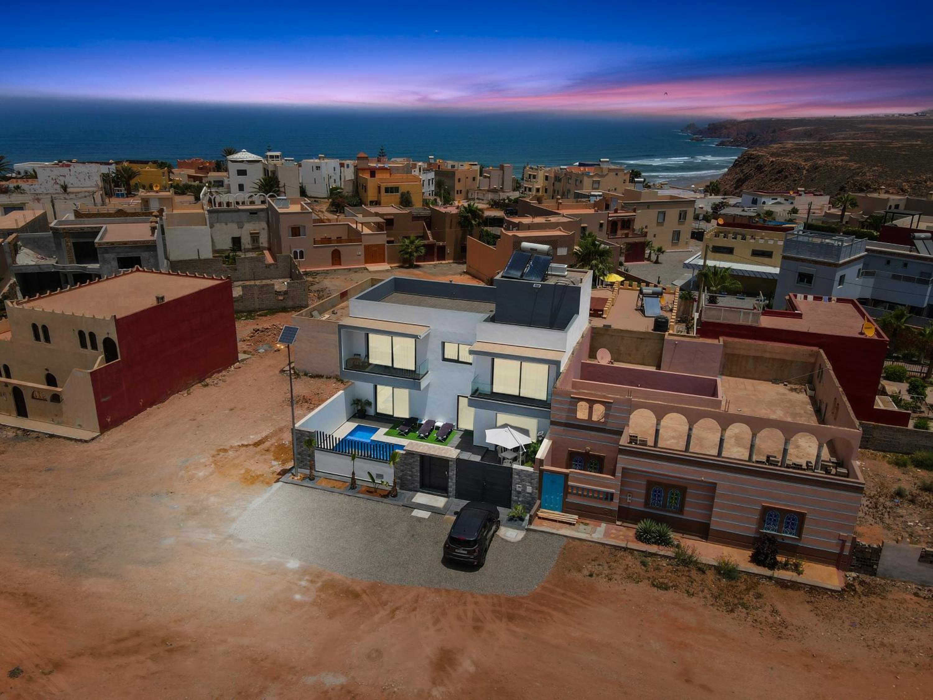 Villa MOSA 3 beds + 3 Bath villa with pool