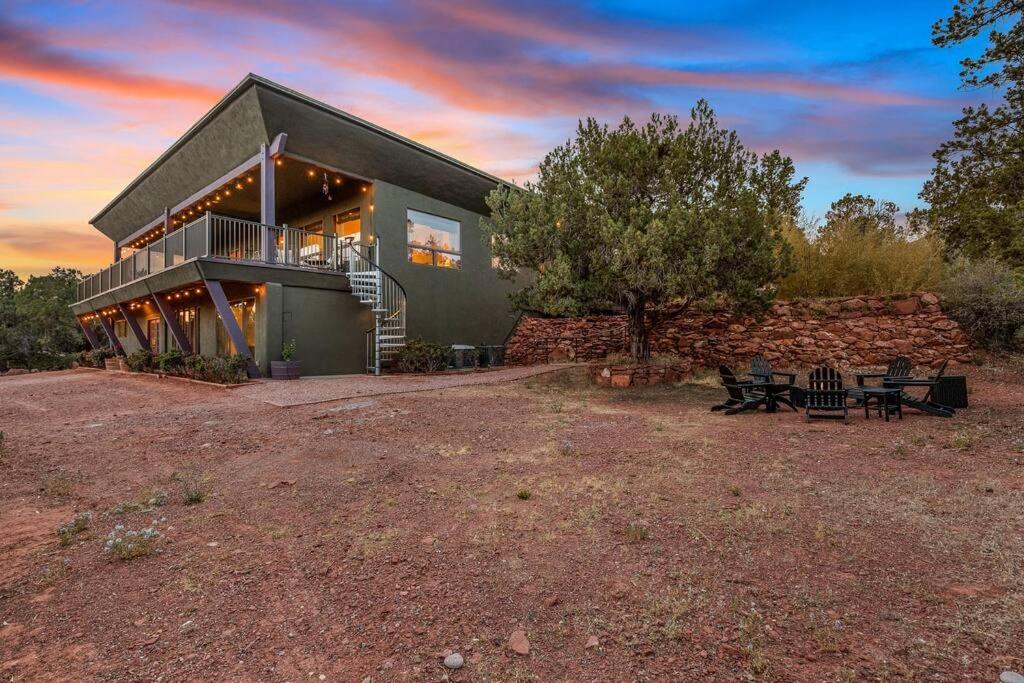 Hotel Close to Fresh Creek! Sleeps 12 ~ Amazing Views w/Serene Open Space ~ Hot Tub + Game Room ~ Trails outside - Image 1