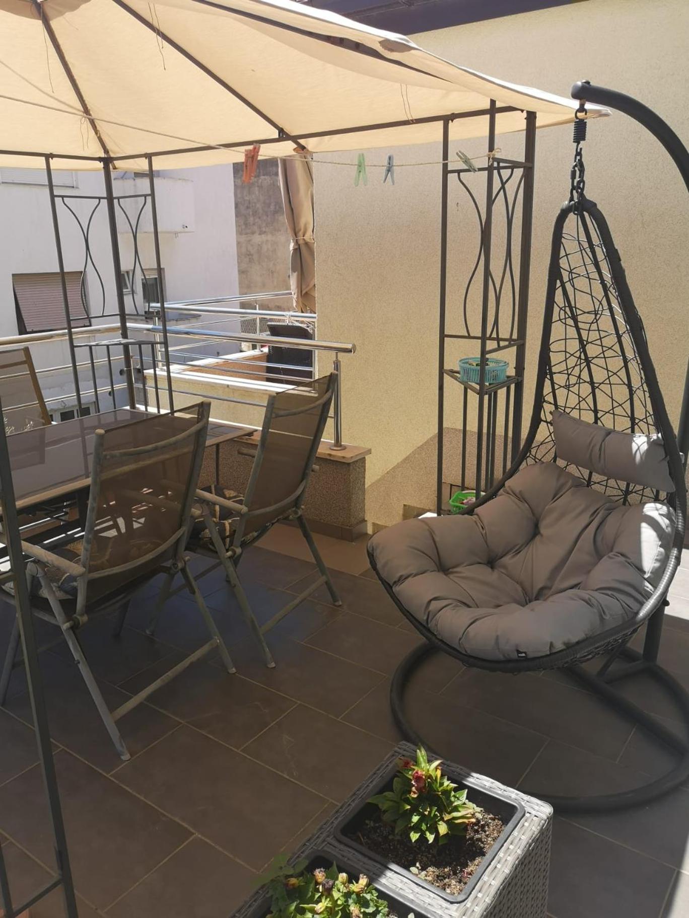 Hotel Apartments Ella