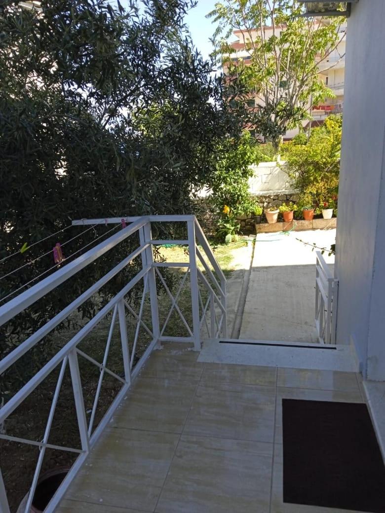 Mariana Apartments