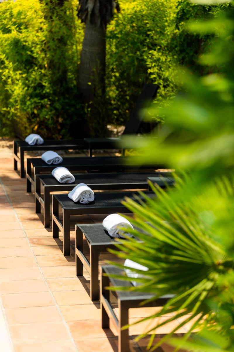 outdoor BBQ area
