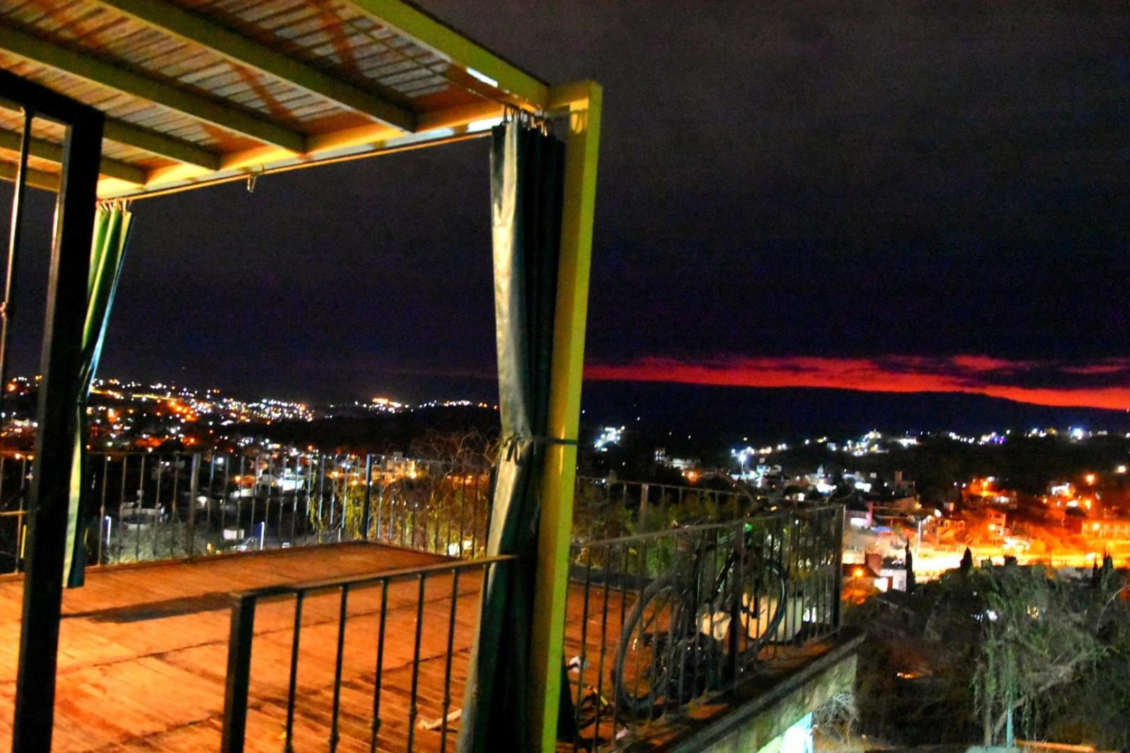 LA PEDRERA - VILLA DEL LAGO - Carlos Paz - Córdoba - Argentina