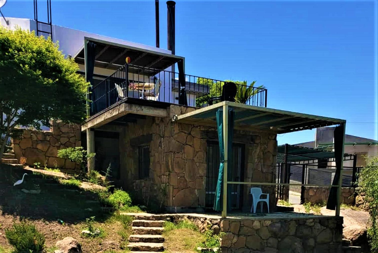 LA PEDRERA - VILLA DEL LAGO - Carlos Paz - Córdoba - Argentina