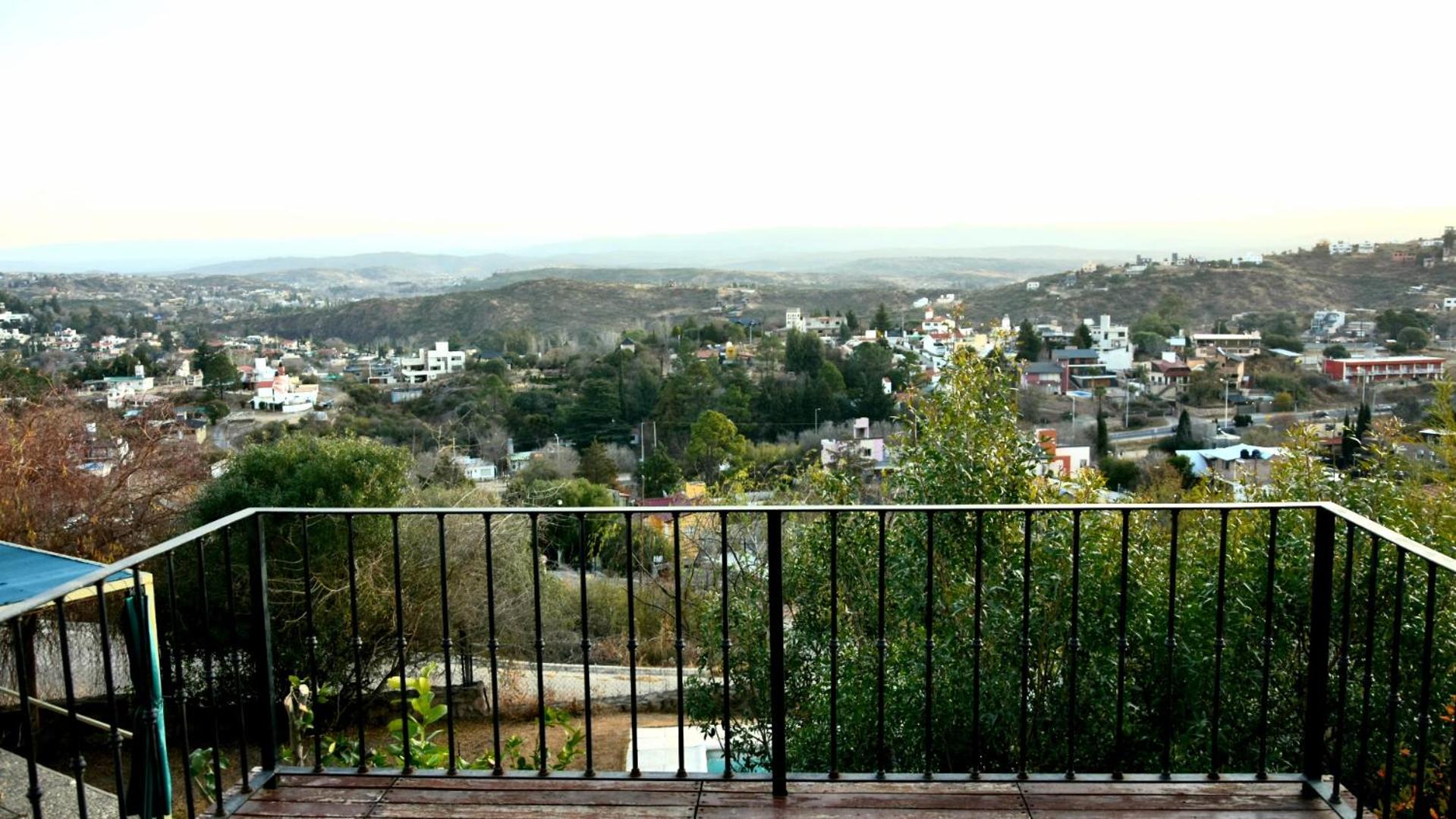 LA PEDRERA - VILLA DEL LAGO - Carlos Paz - Córdoba - Argentina