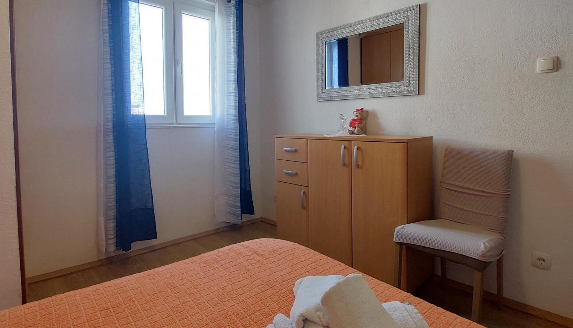 Seaview apartment Primošten view 5