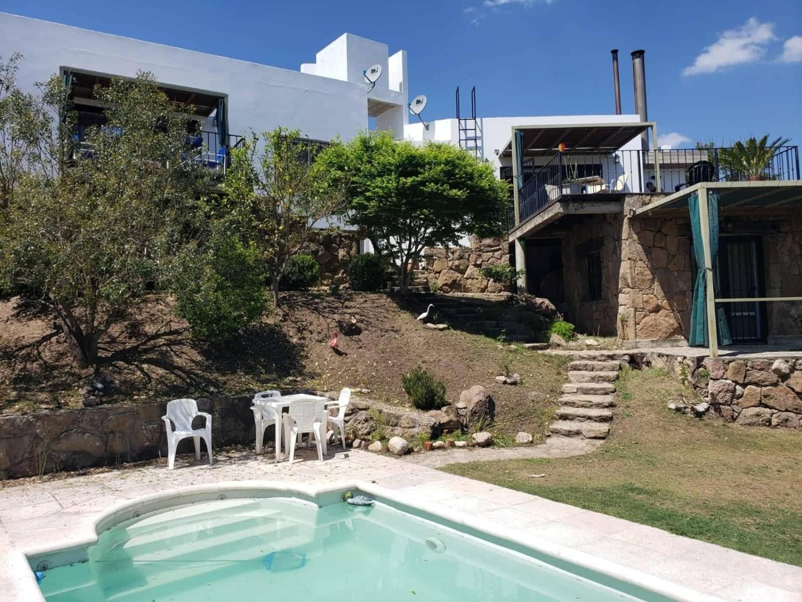 LA PEDRERA - VILLA DEL LAGO - Carlos Paz - Córdoba - Argentina