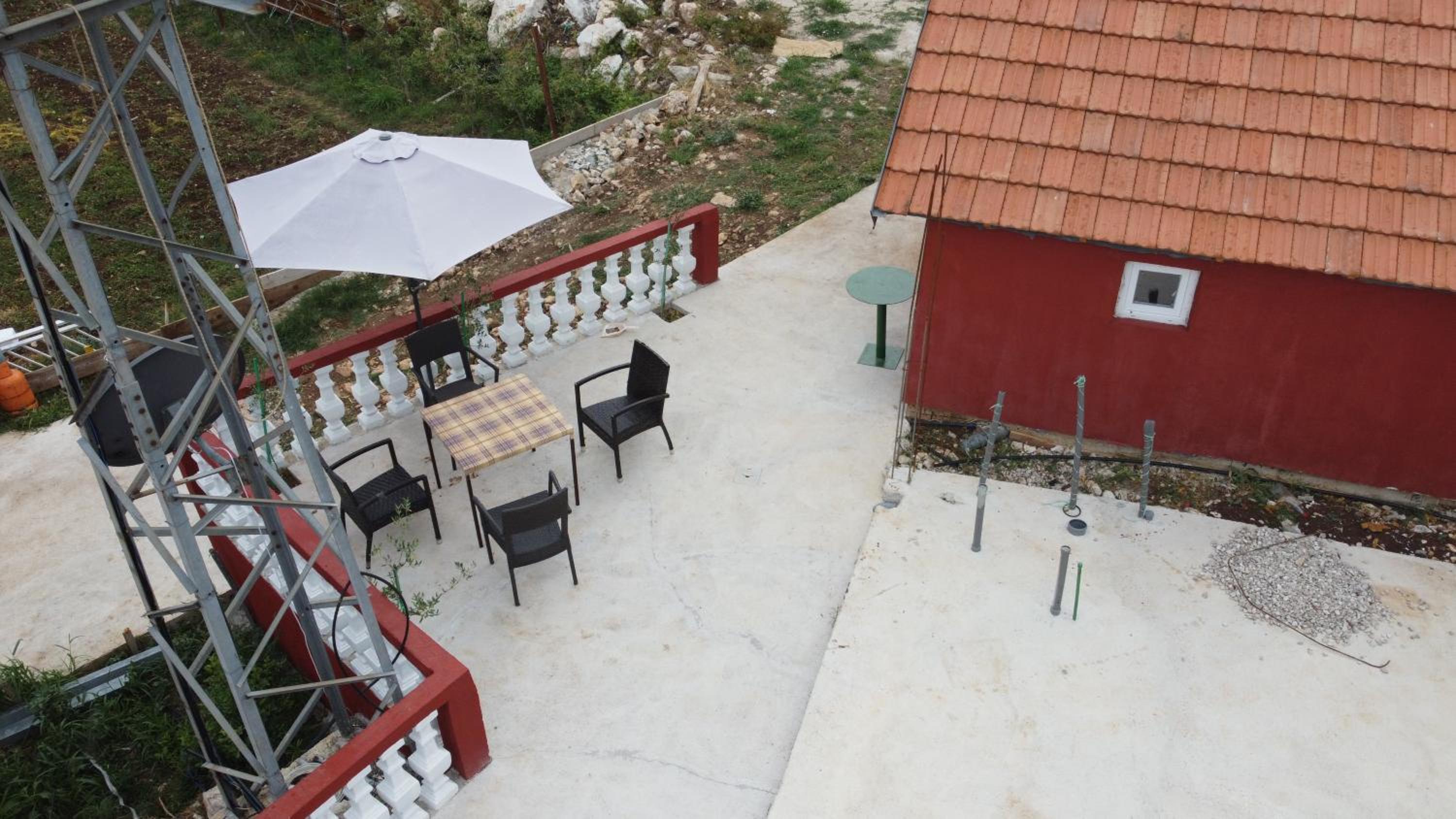 Red apartman 2