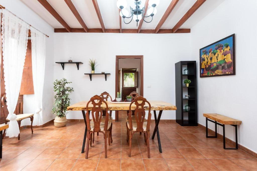 CASA CANARIA ACERÓ