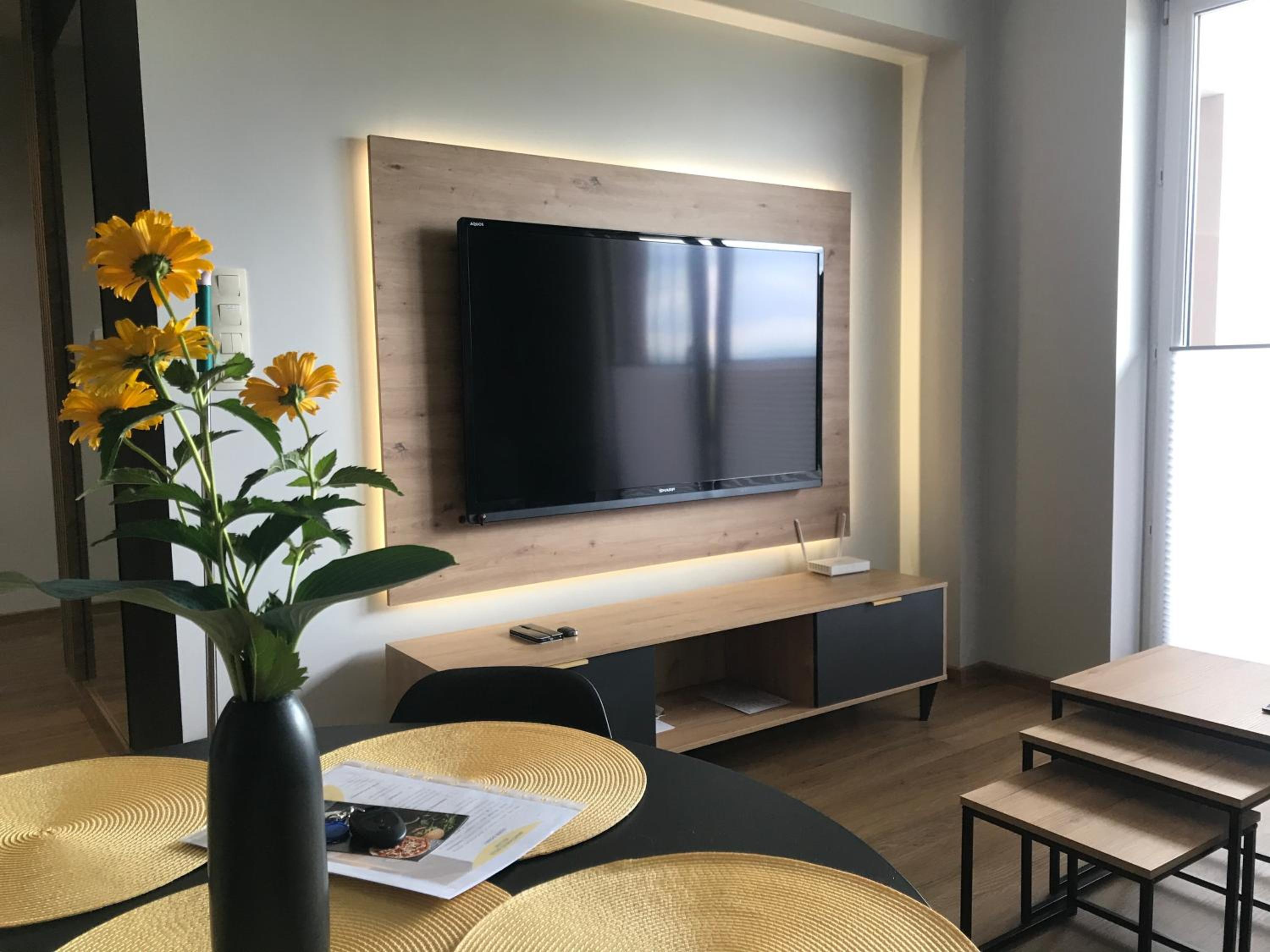 Apartament No82 Yellow Holiday Home Zator view 4