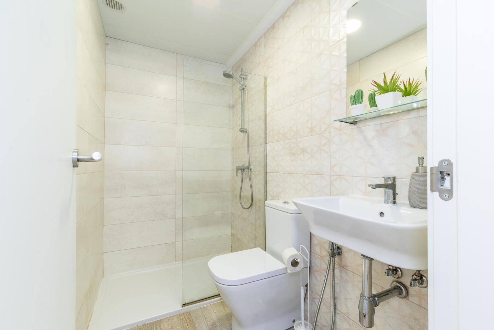 Moderno Apartamento en Centro de Granada