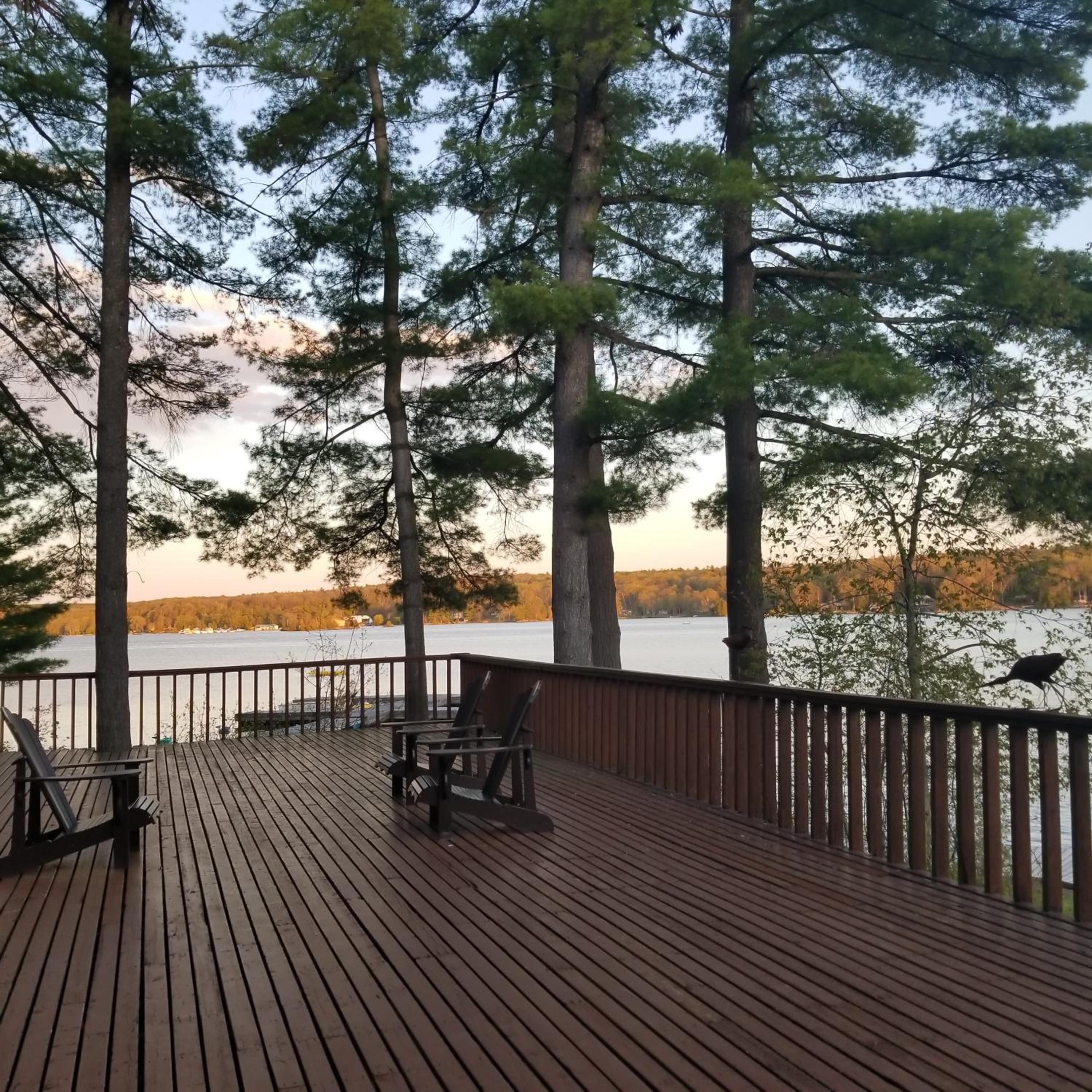 Westwind Inn on the Lake