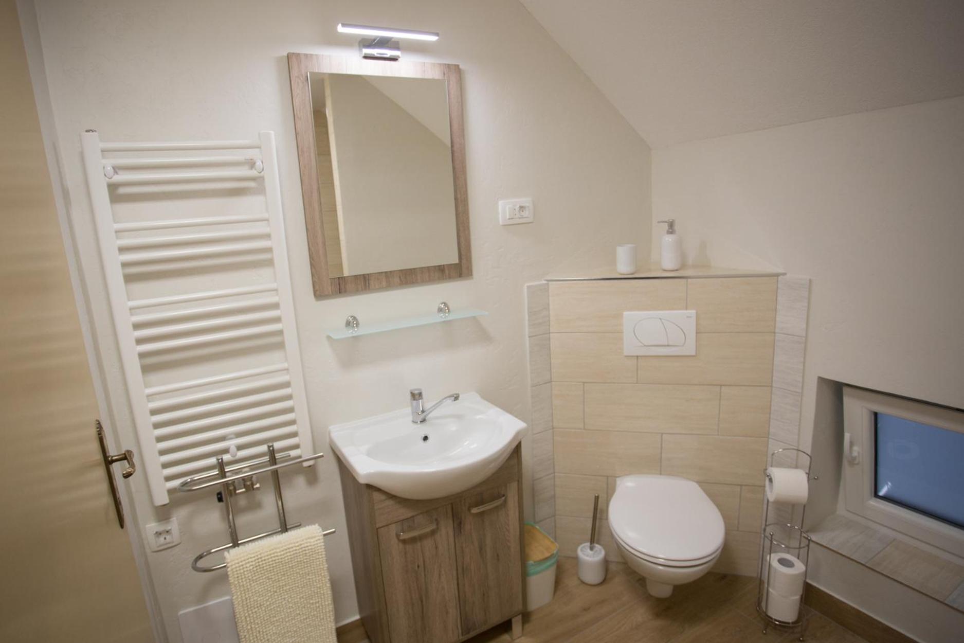APARTMAJI HUBI view 5