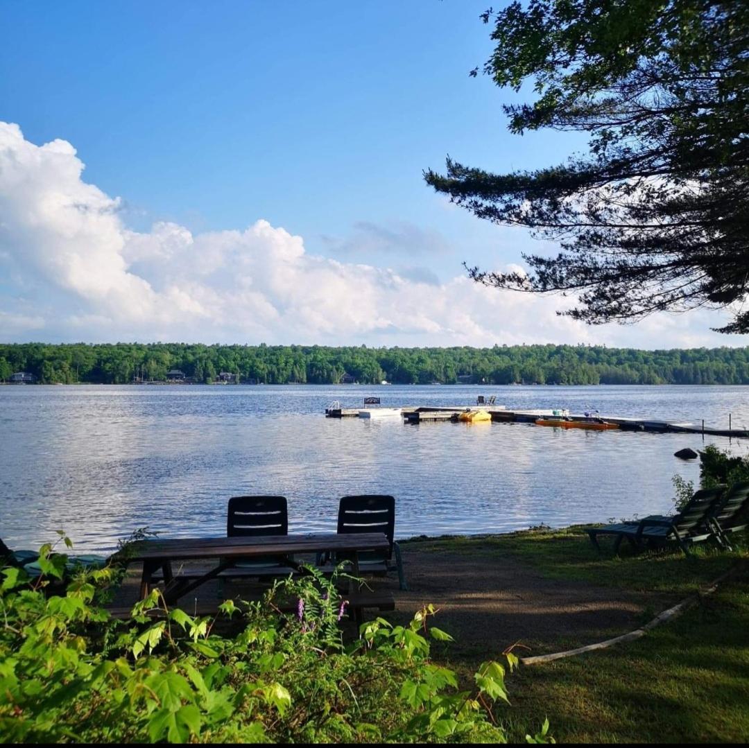 Westwind Inn on the Lake