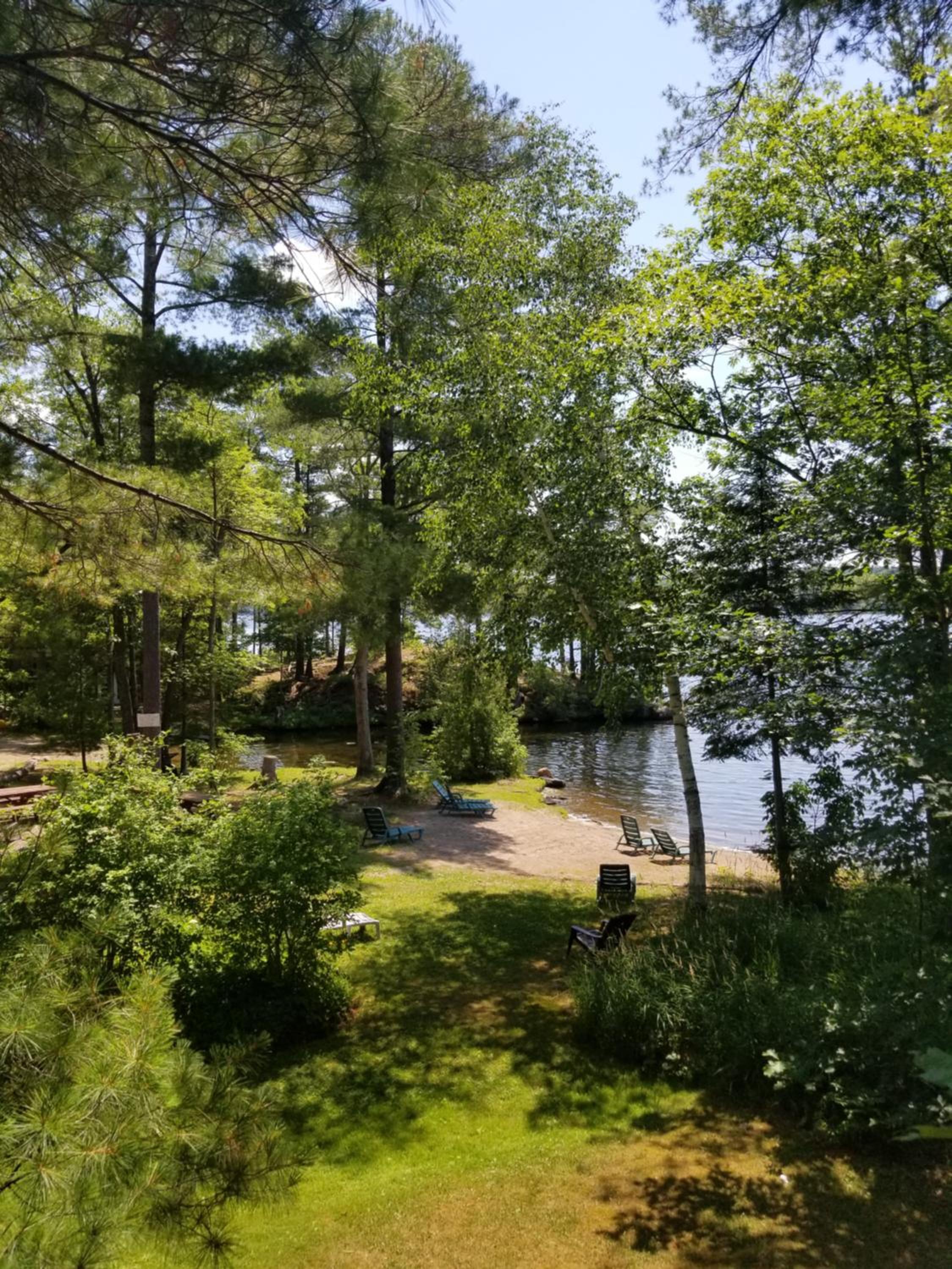 Westwind Inn on the Lake