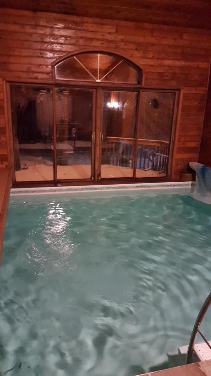 Westwind Inn on the Lake