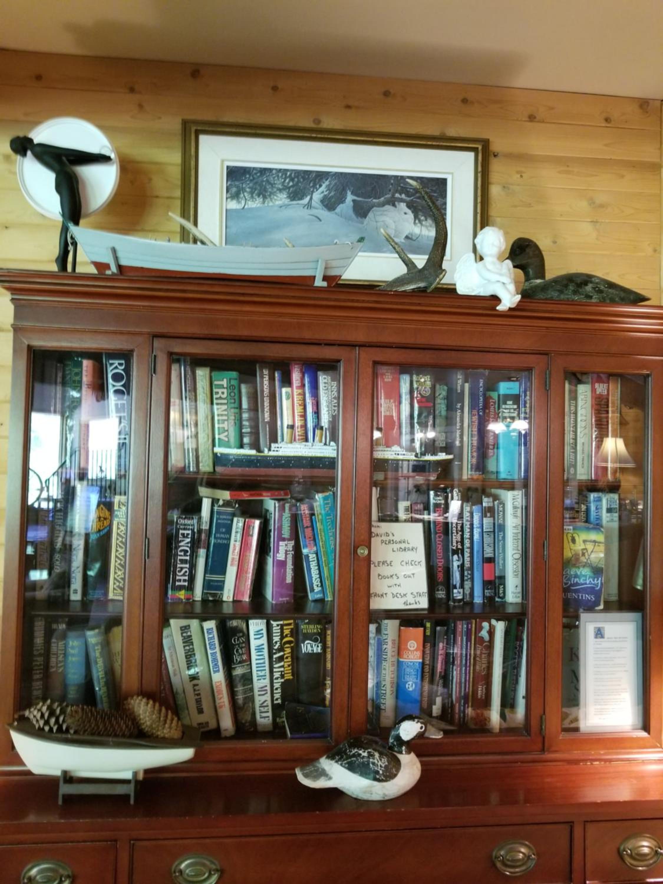 Westwind Inn on the Lake