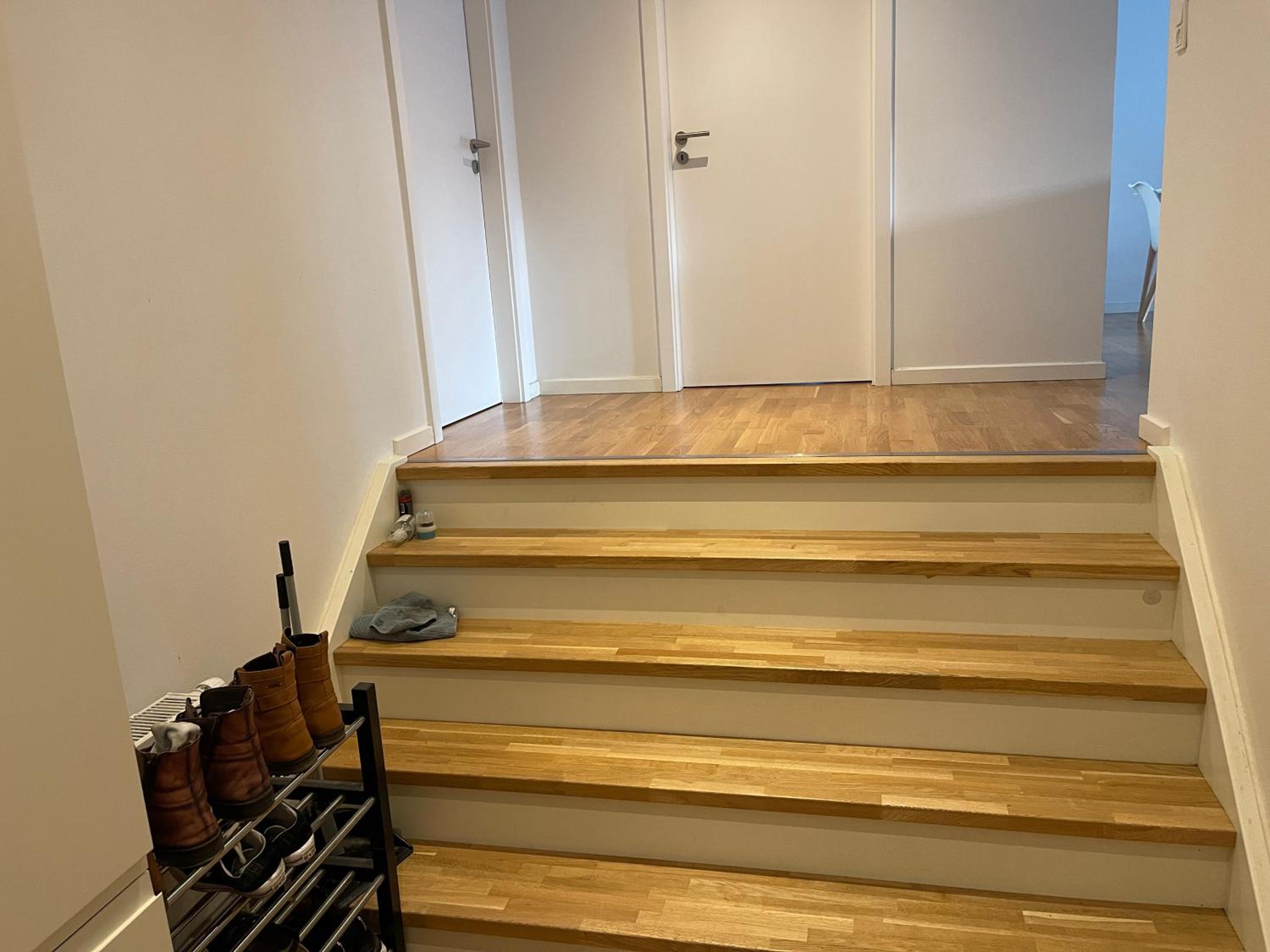 Big Room In SHARED APARTMENT With King Size Bed view 2
