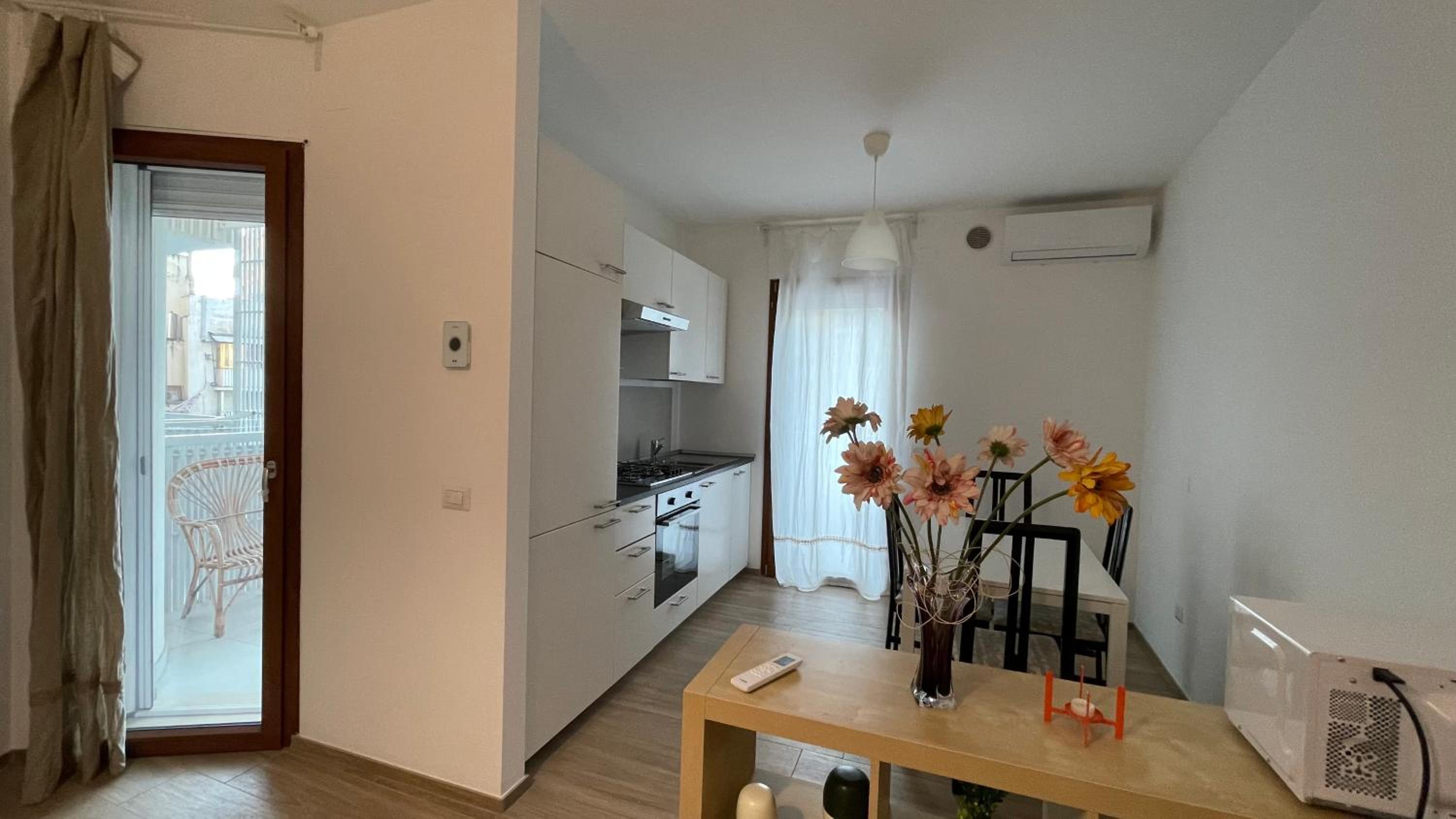 Central Modern Apartment Bari