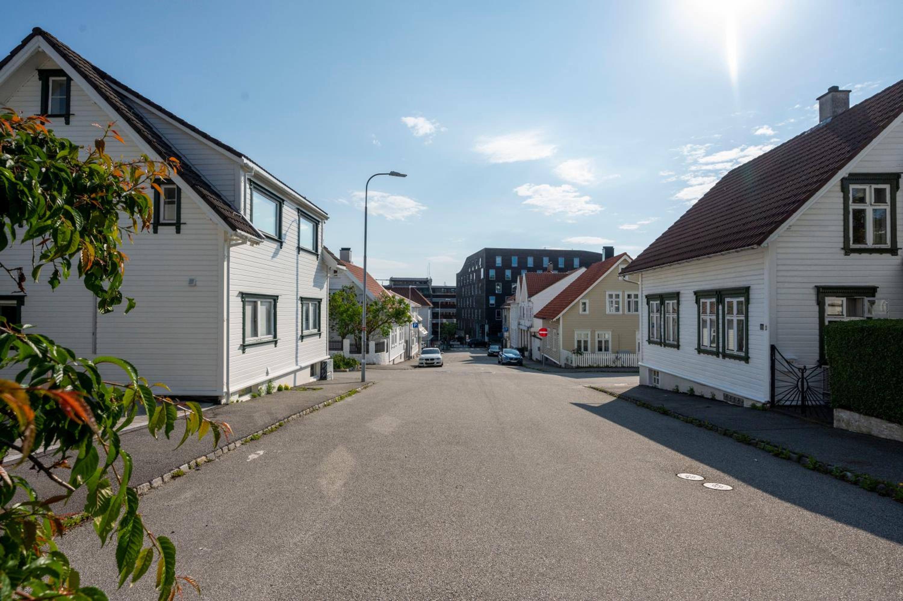 Unique and Spacious Apt close to City Centre
