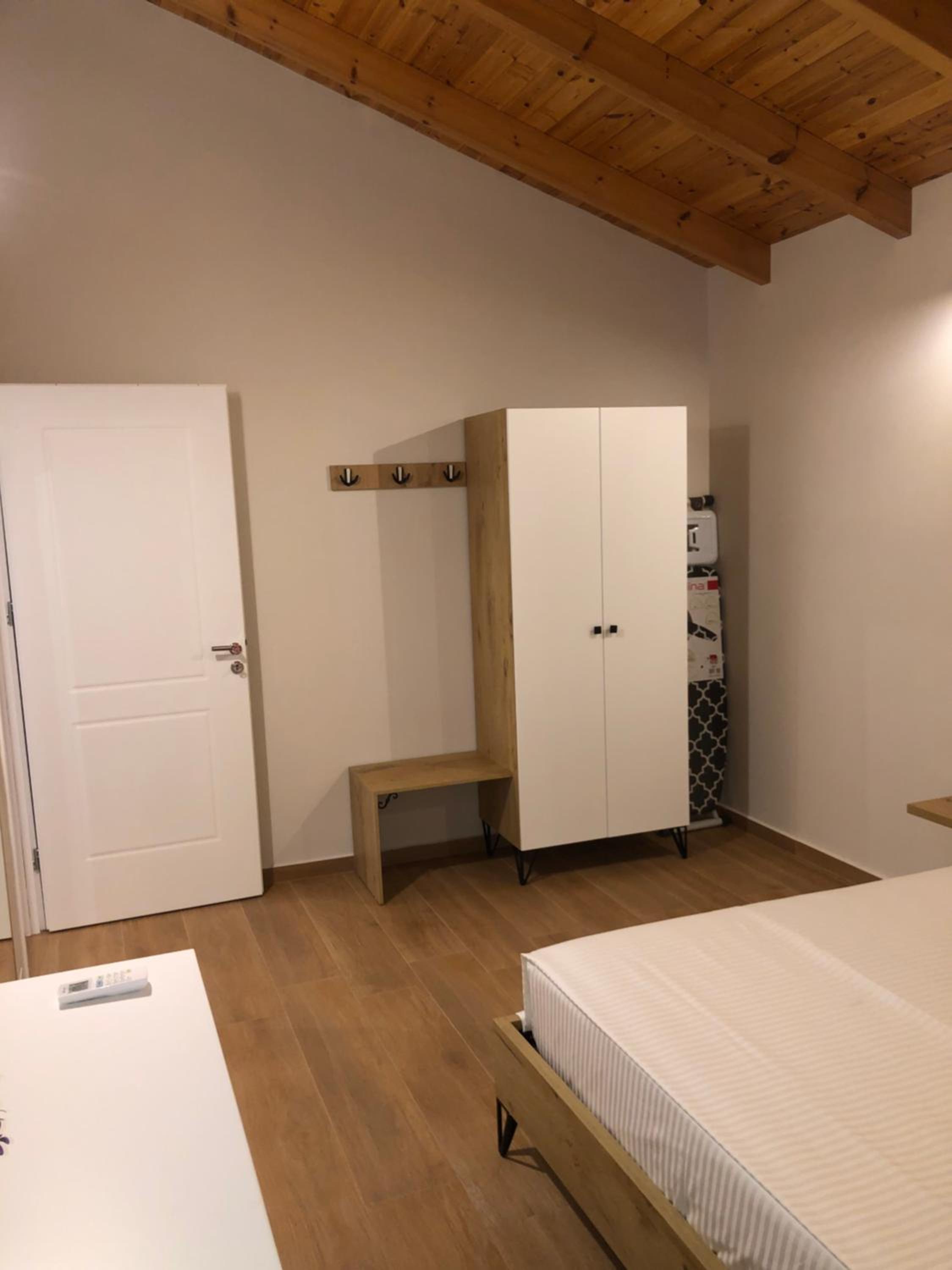 Amazing familiar apartments and rooms