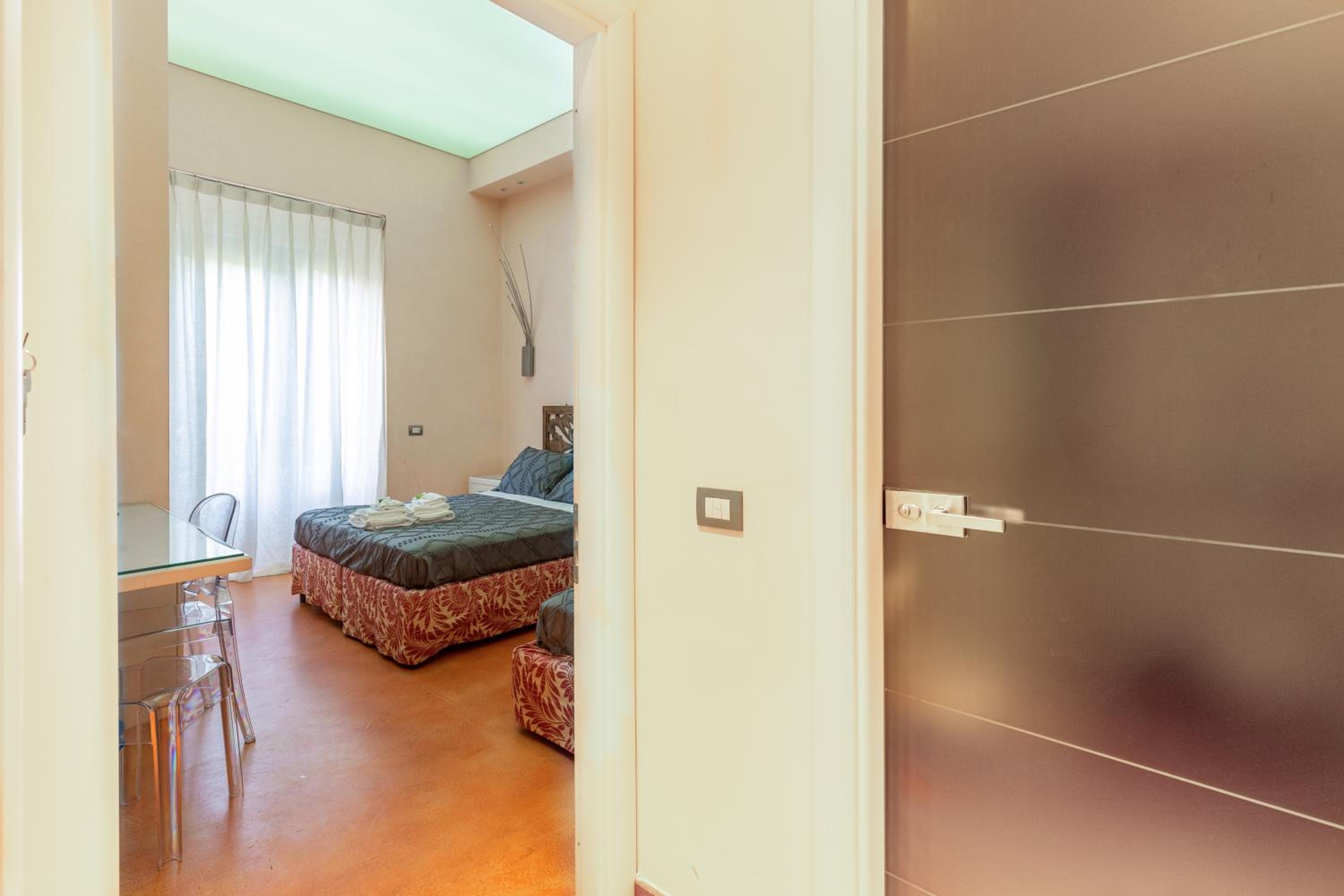 Aurora Garden Lodging - Rooms & Apartment