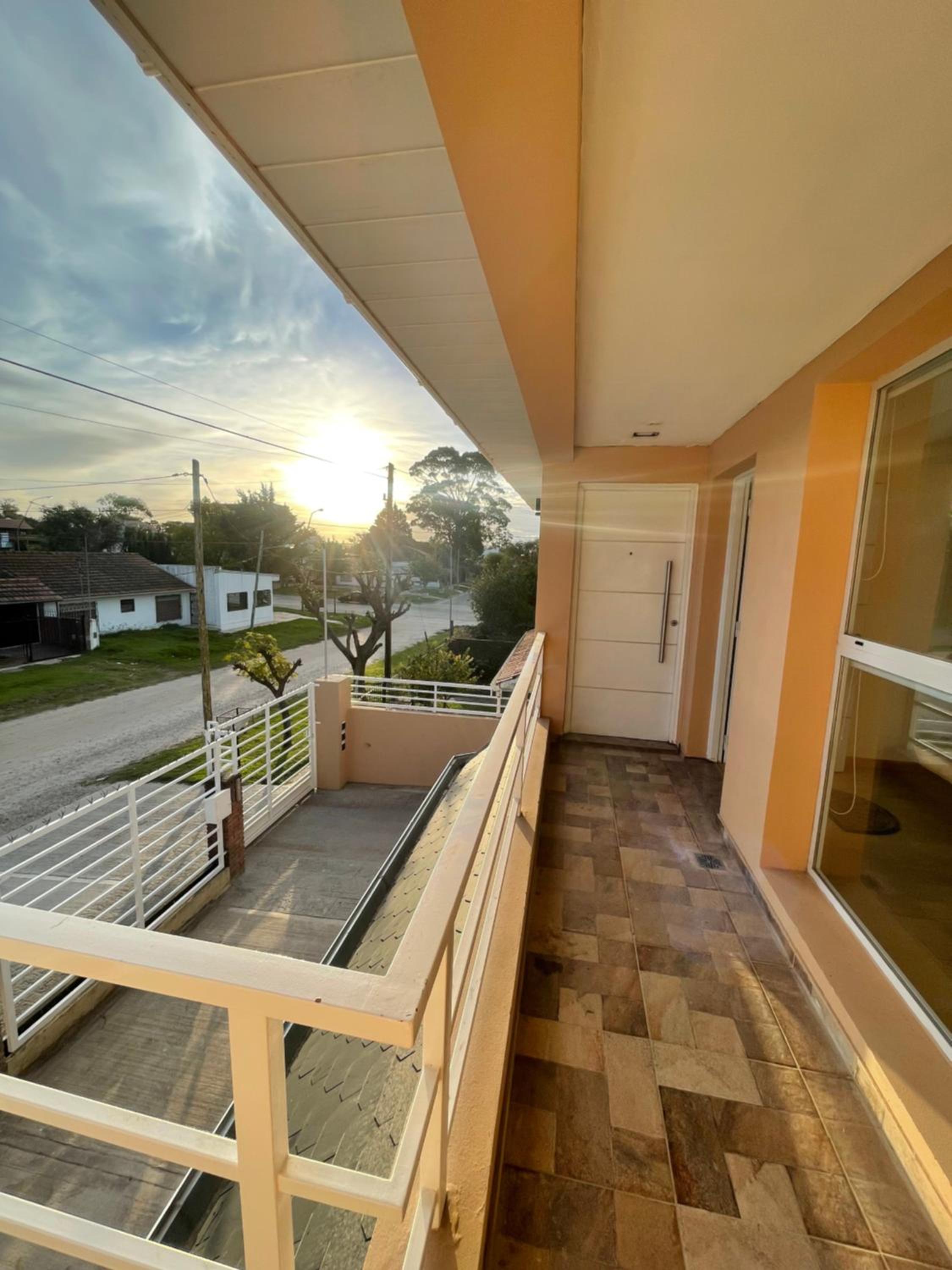 NUEVO Y LUMINOSO Departamento 2 Ambientes