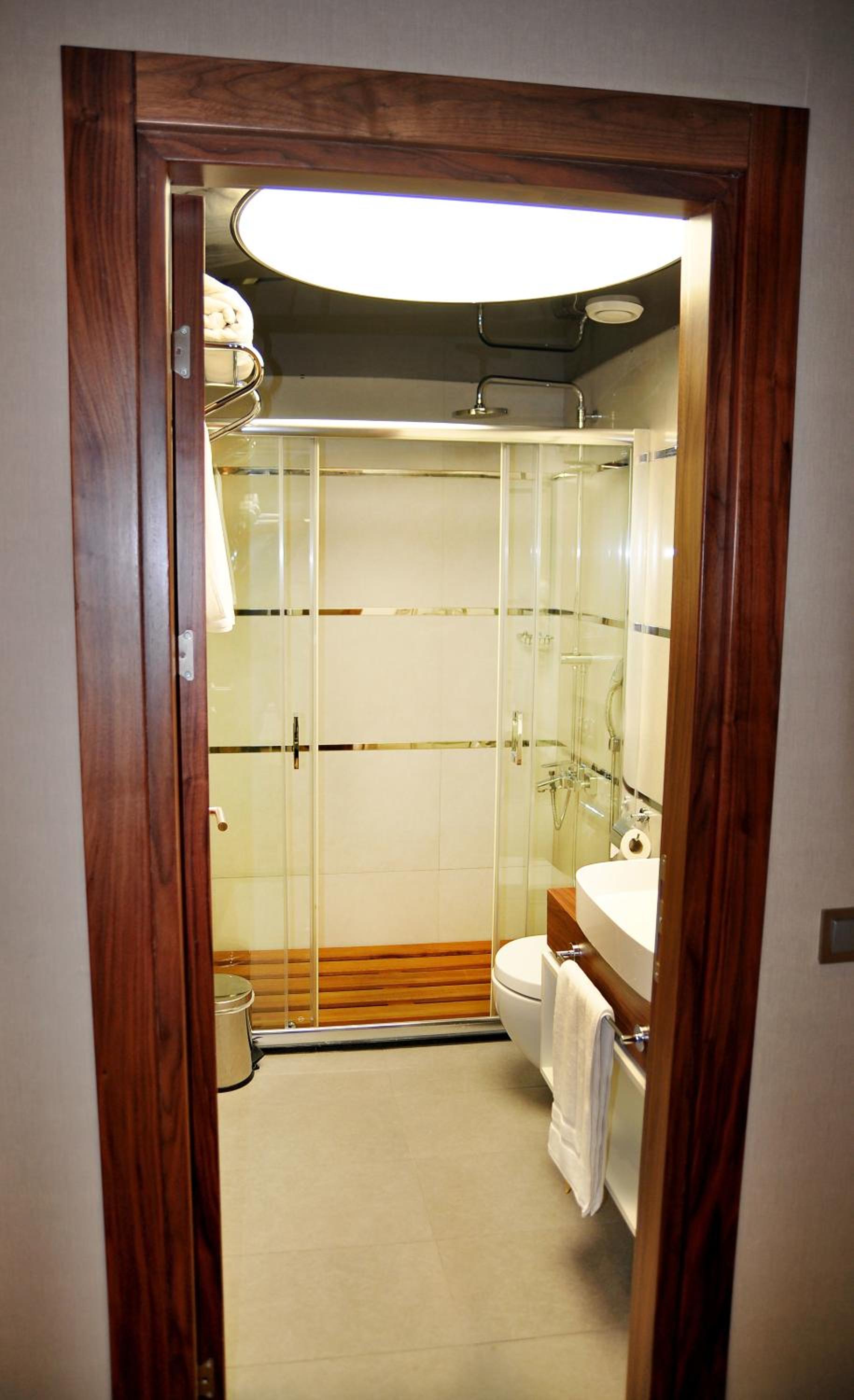 Avin Hotel - Image 22