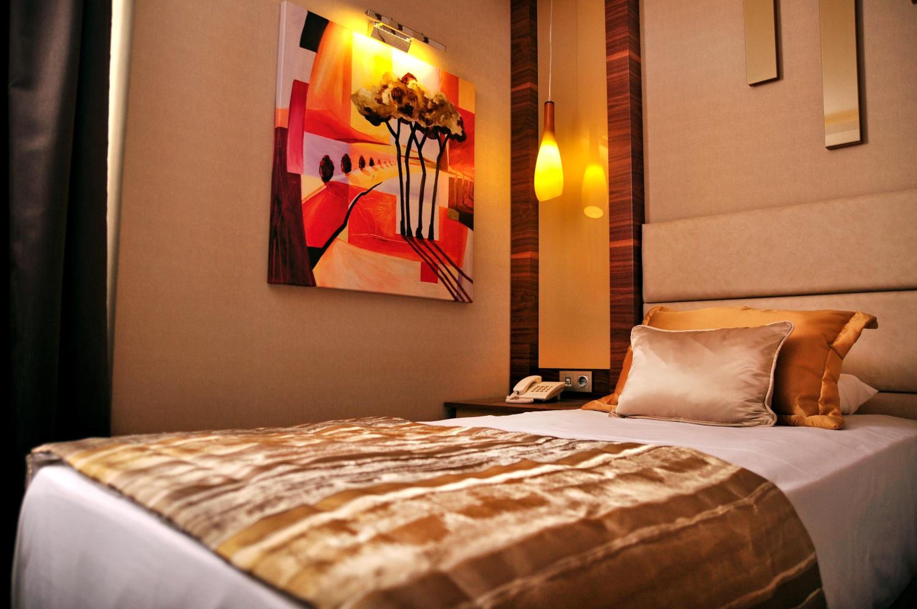 Avin Hotel - Image 26