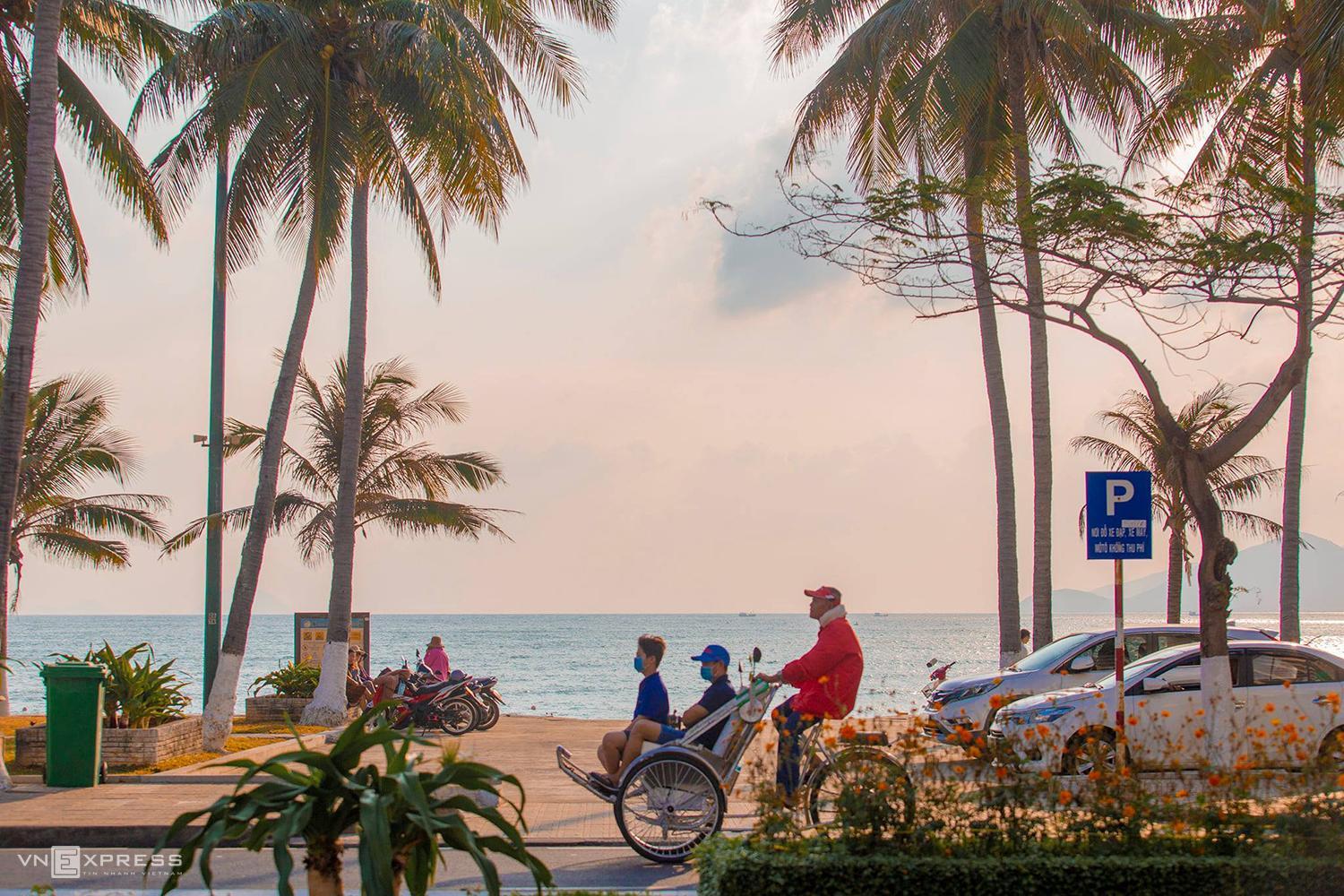 Man Beach Panorama Residences