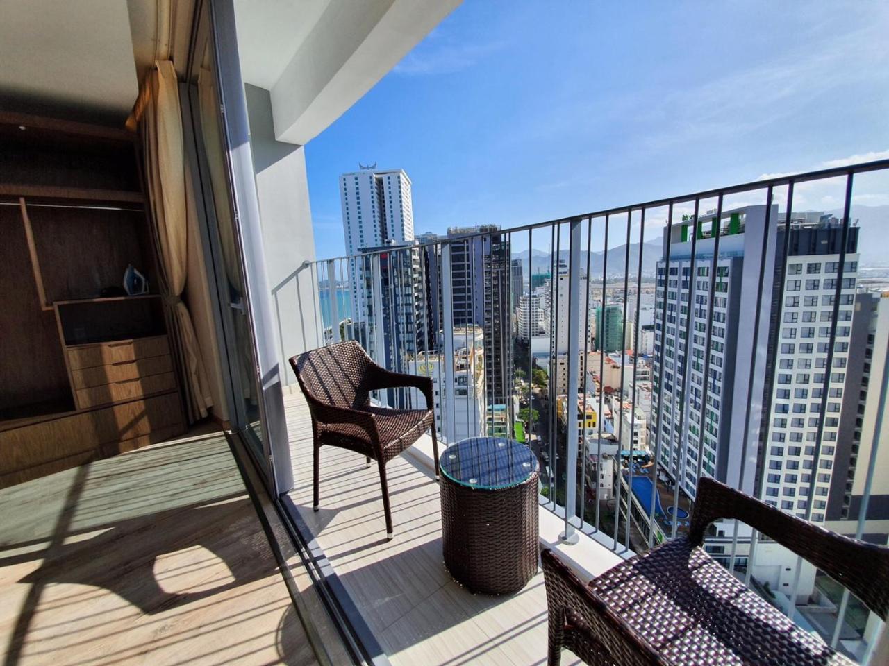 Man Beach Panorama Residences