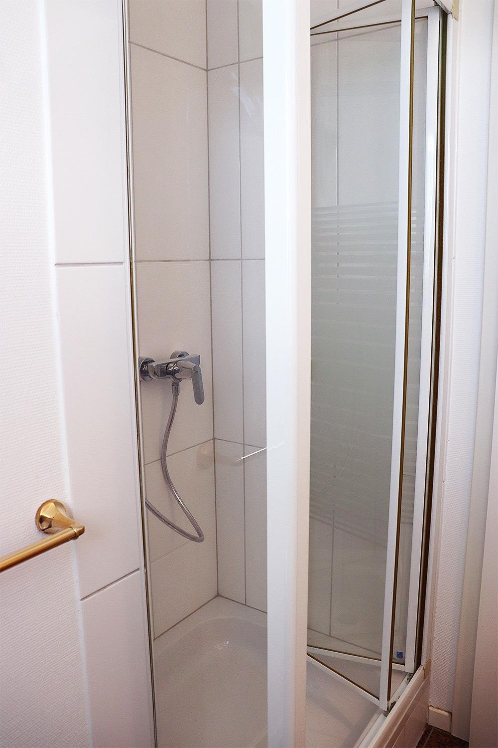 Große Penthouse Ferienwohnung mit Meerblick, Sonnenterrasse & Luxusbad von 
