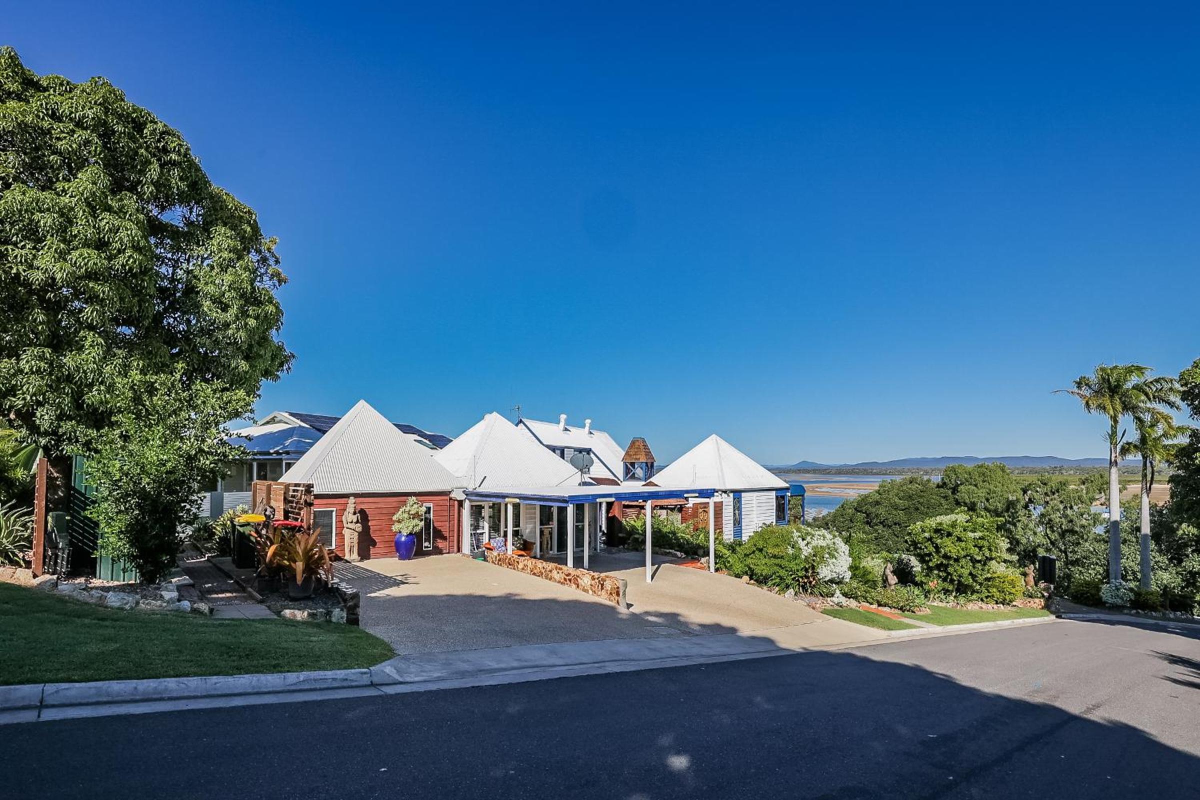 1770 Sovereign Lodge Retreat