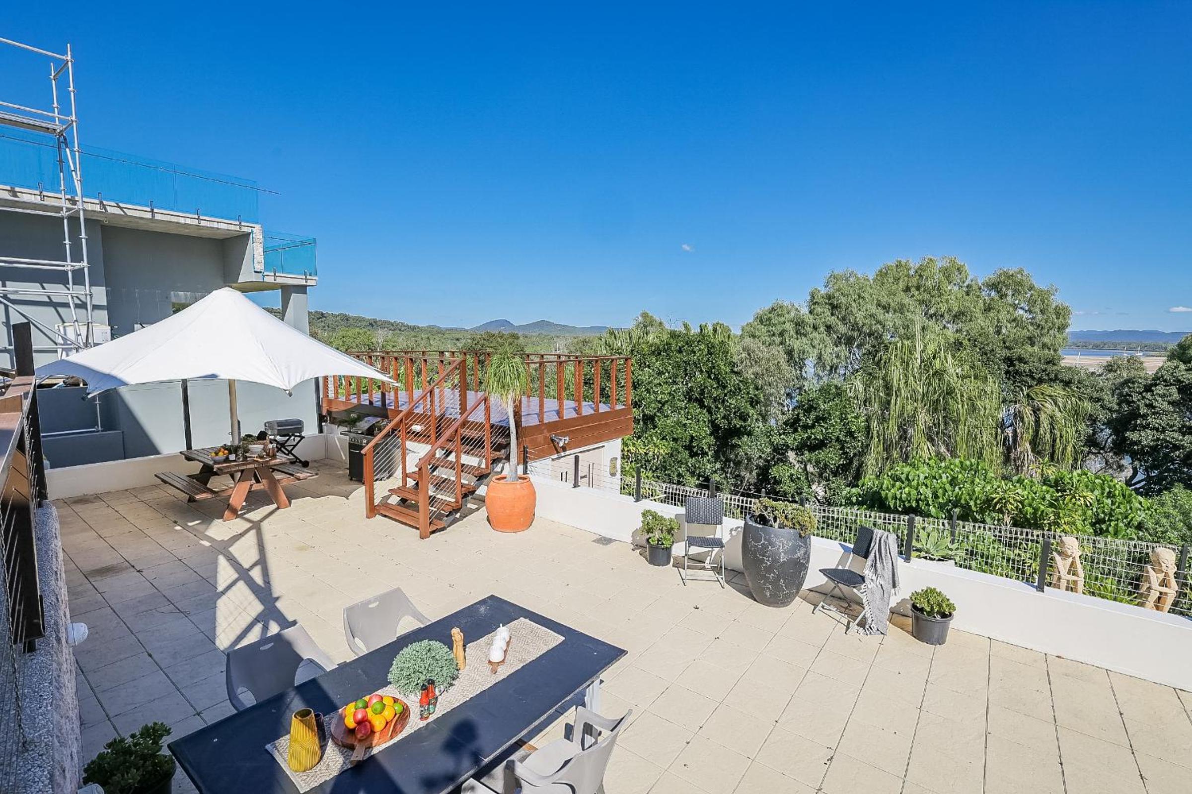 1770 Sovereign Lodge Retreat