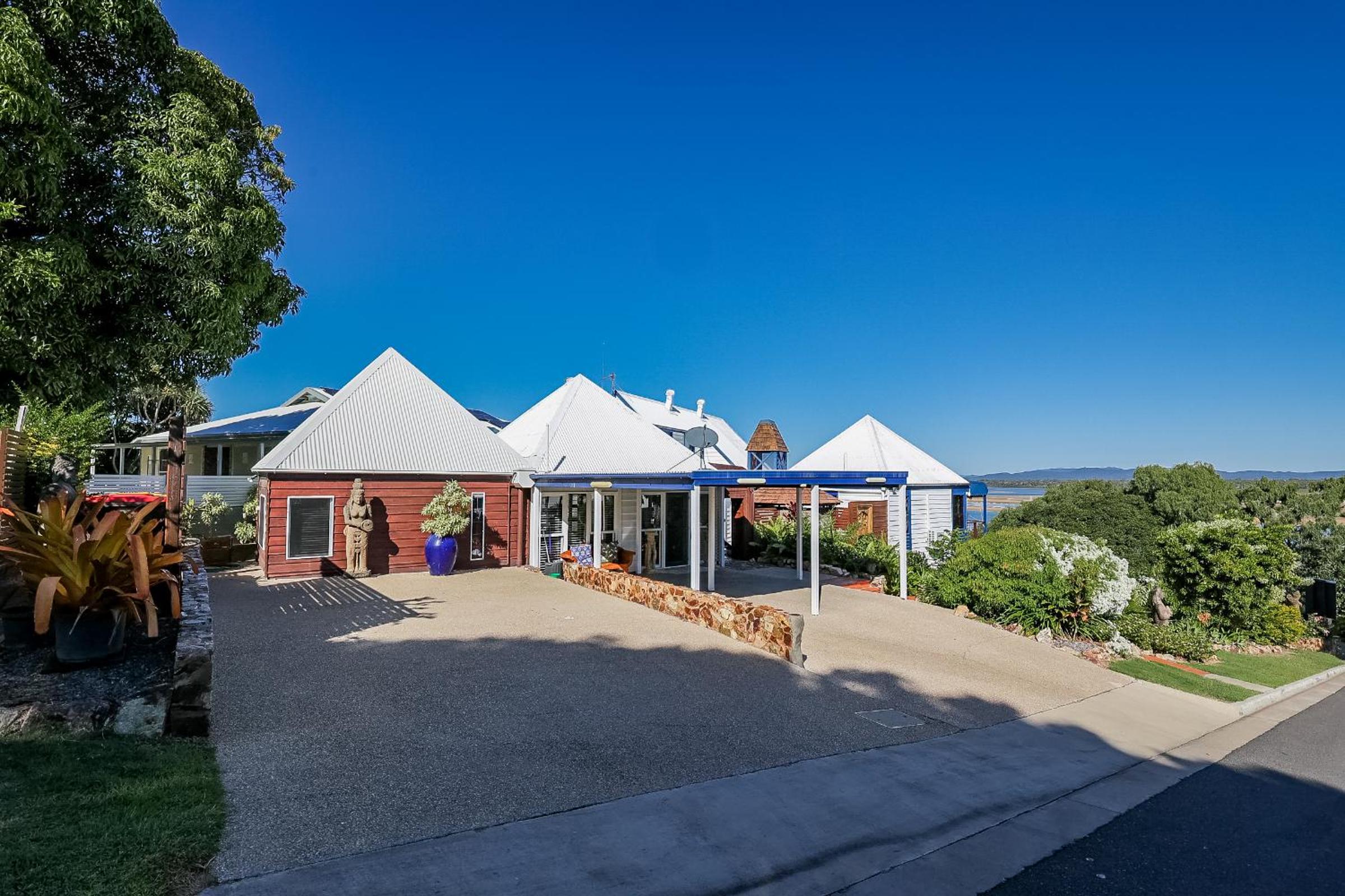 1770 Sovereign Lodge Retreat