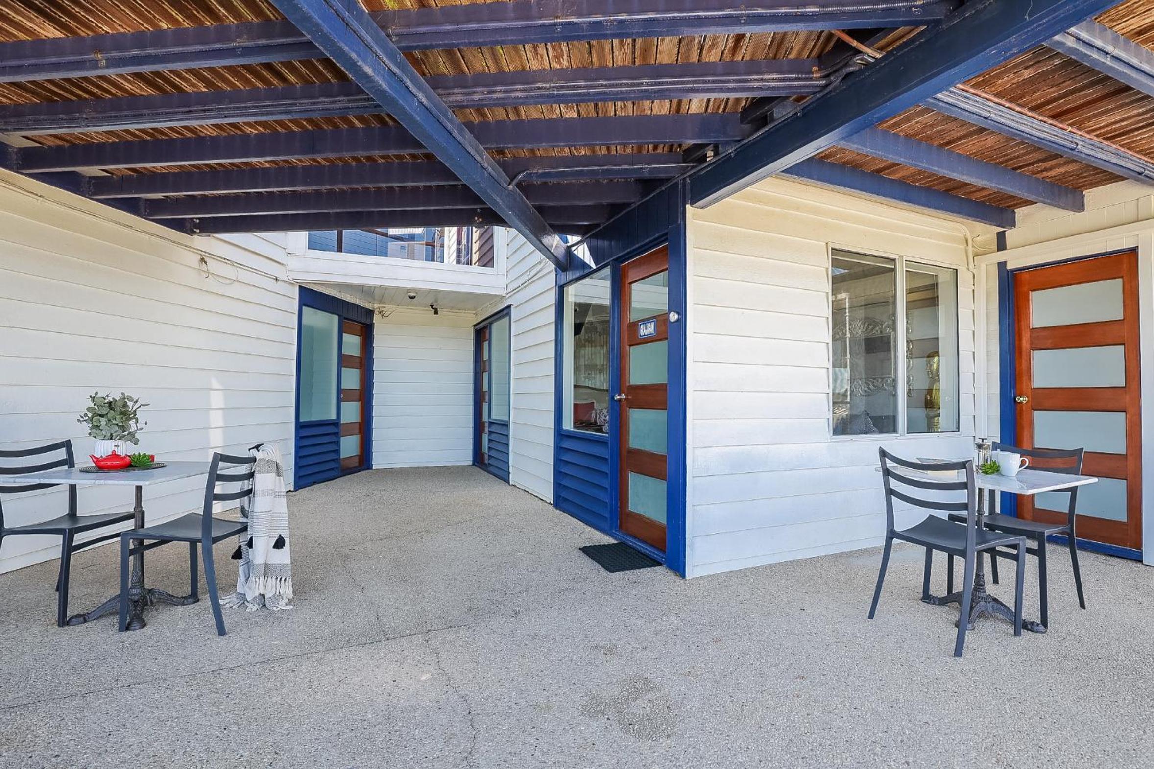 1770 Sovereign Lodge Retreat