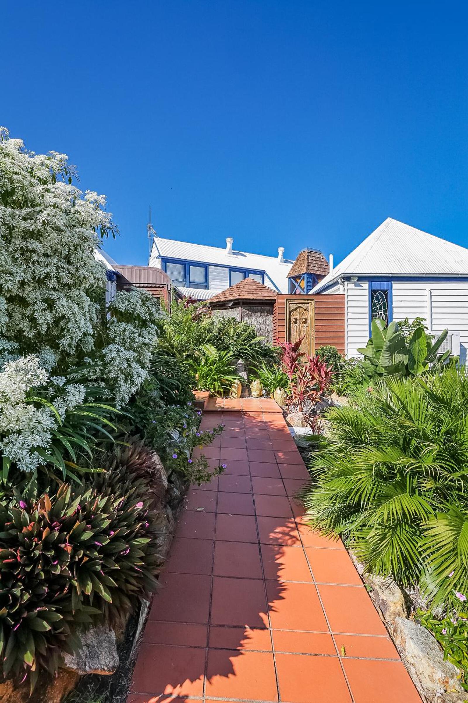 1770 Sovereign Lodge Retreat
