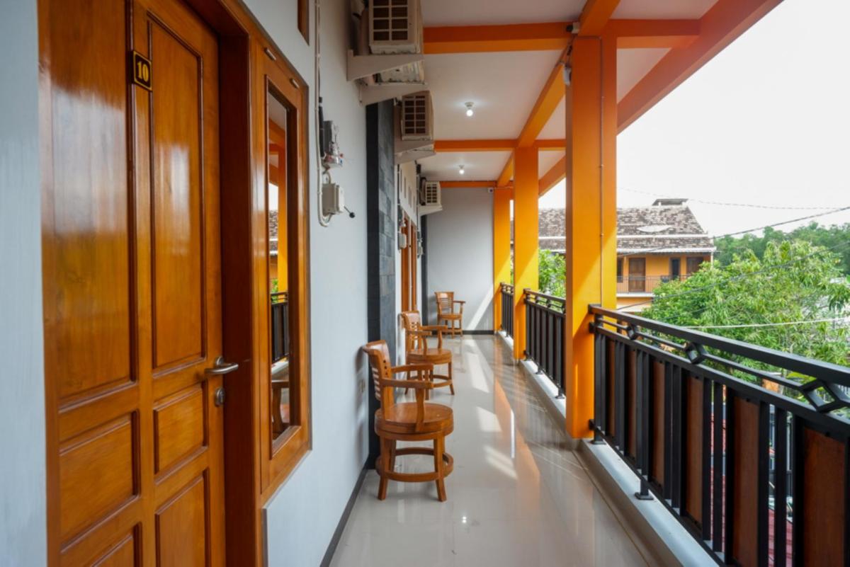 balcony