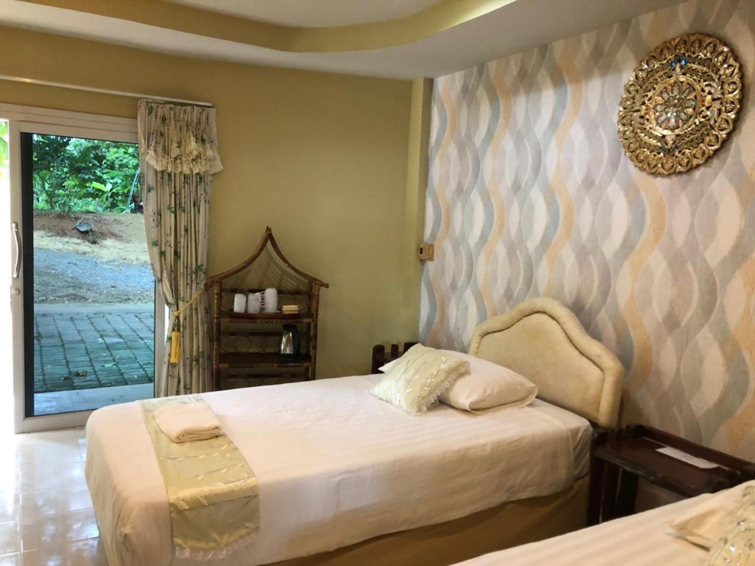 Saiyok River House